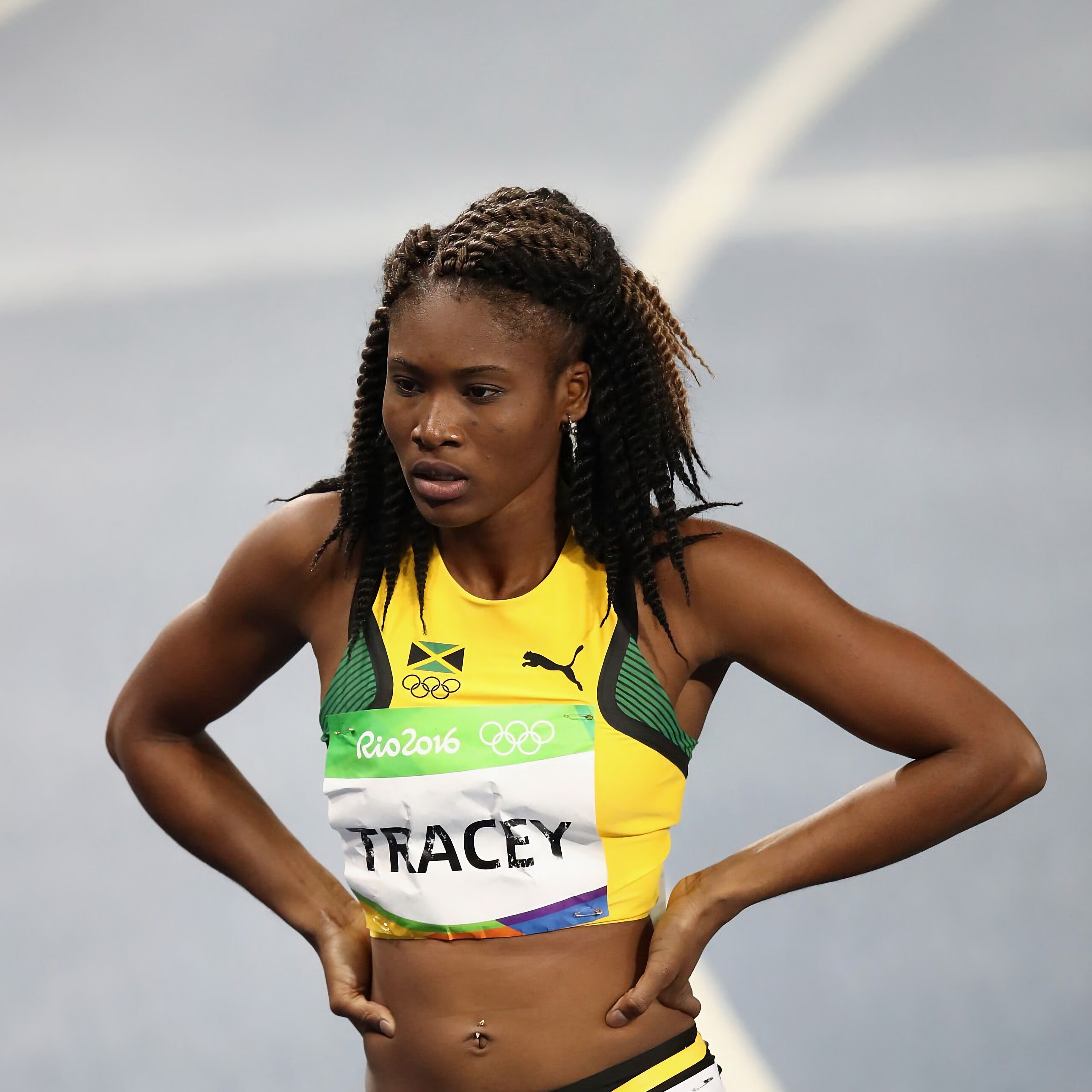 Ristananna Tracey, Hurdling phenom, Medal favorite, Speed demon, 2580x2580 HD Phone