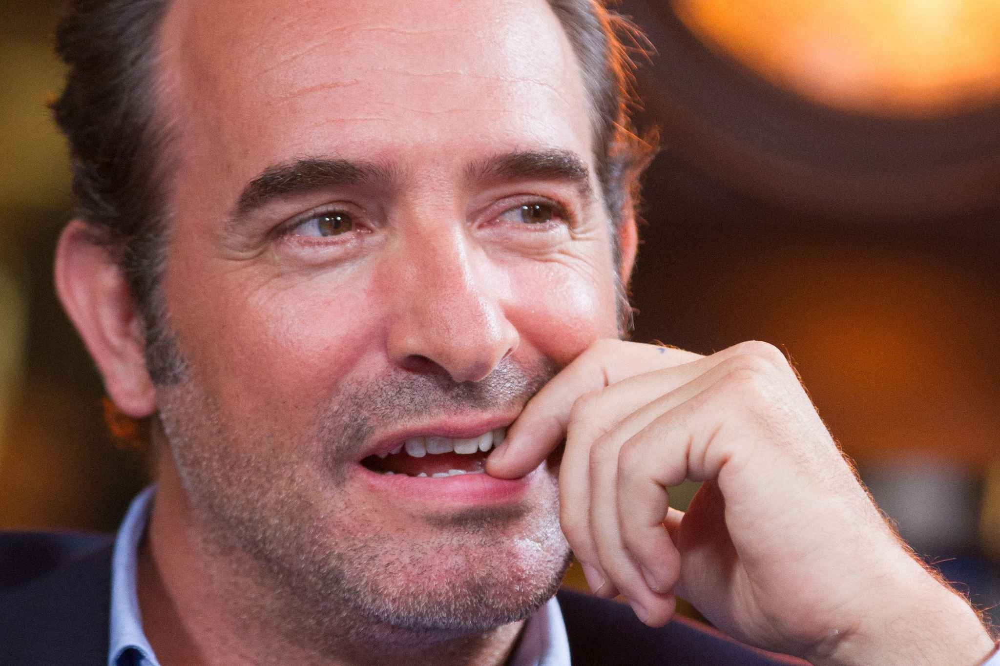 Jean Dujardin, Wallpapers, HD, 2050x1370 HD Desktop