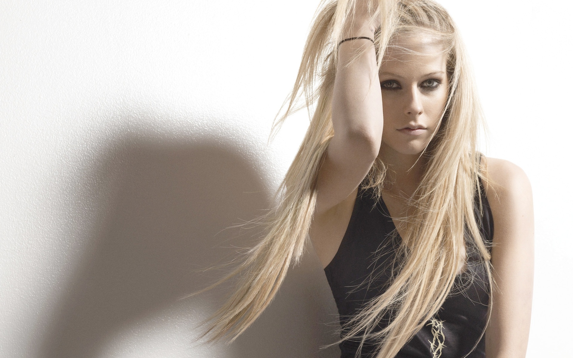 Avril Lavigne, Fanpop wallpaper collection, Fanpop website, 1920x1200 HD Desktop