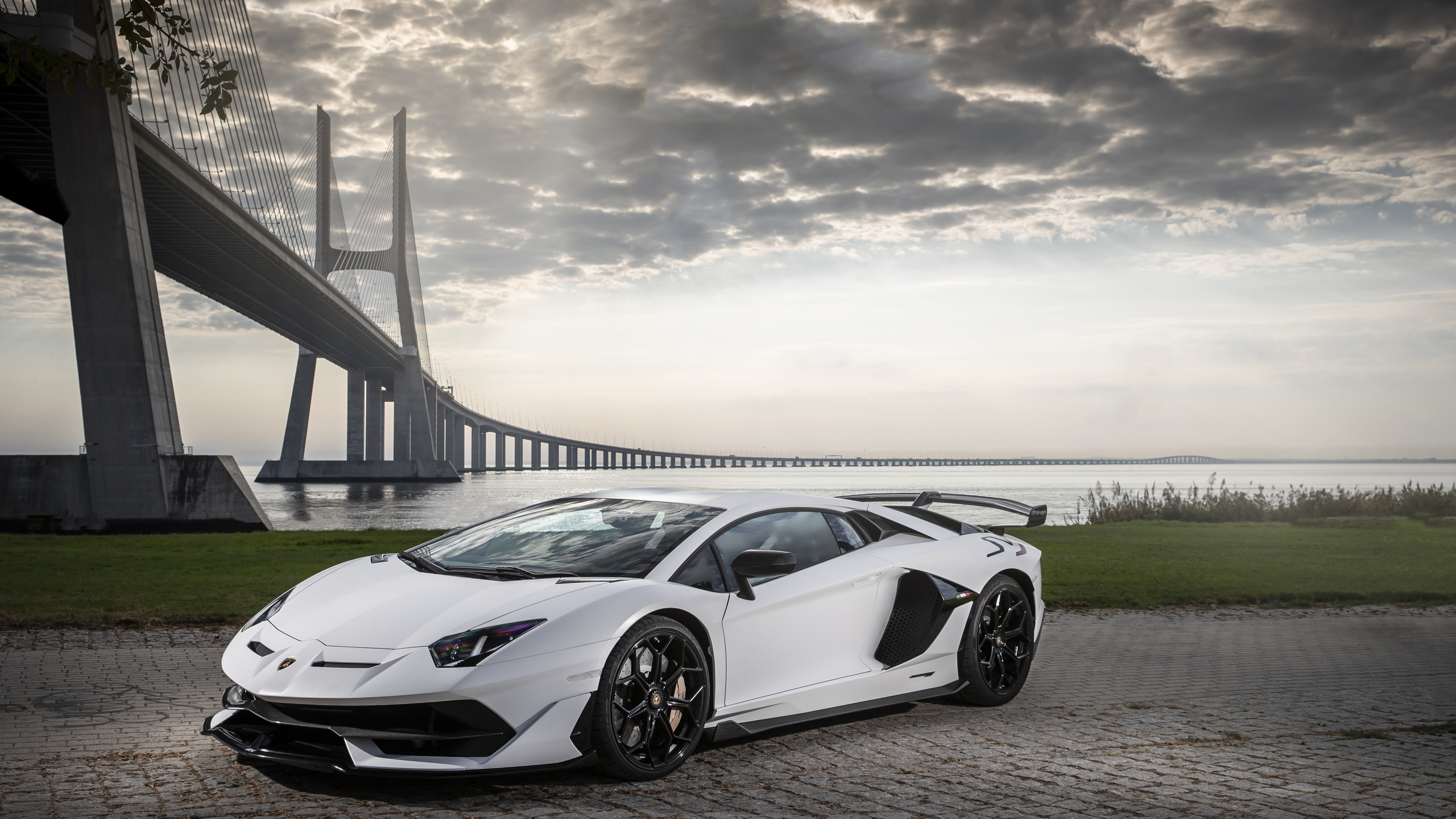 SVJ 2019, Lamborghini Aventador Wallpaper, 2560x1440 HD Desktop