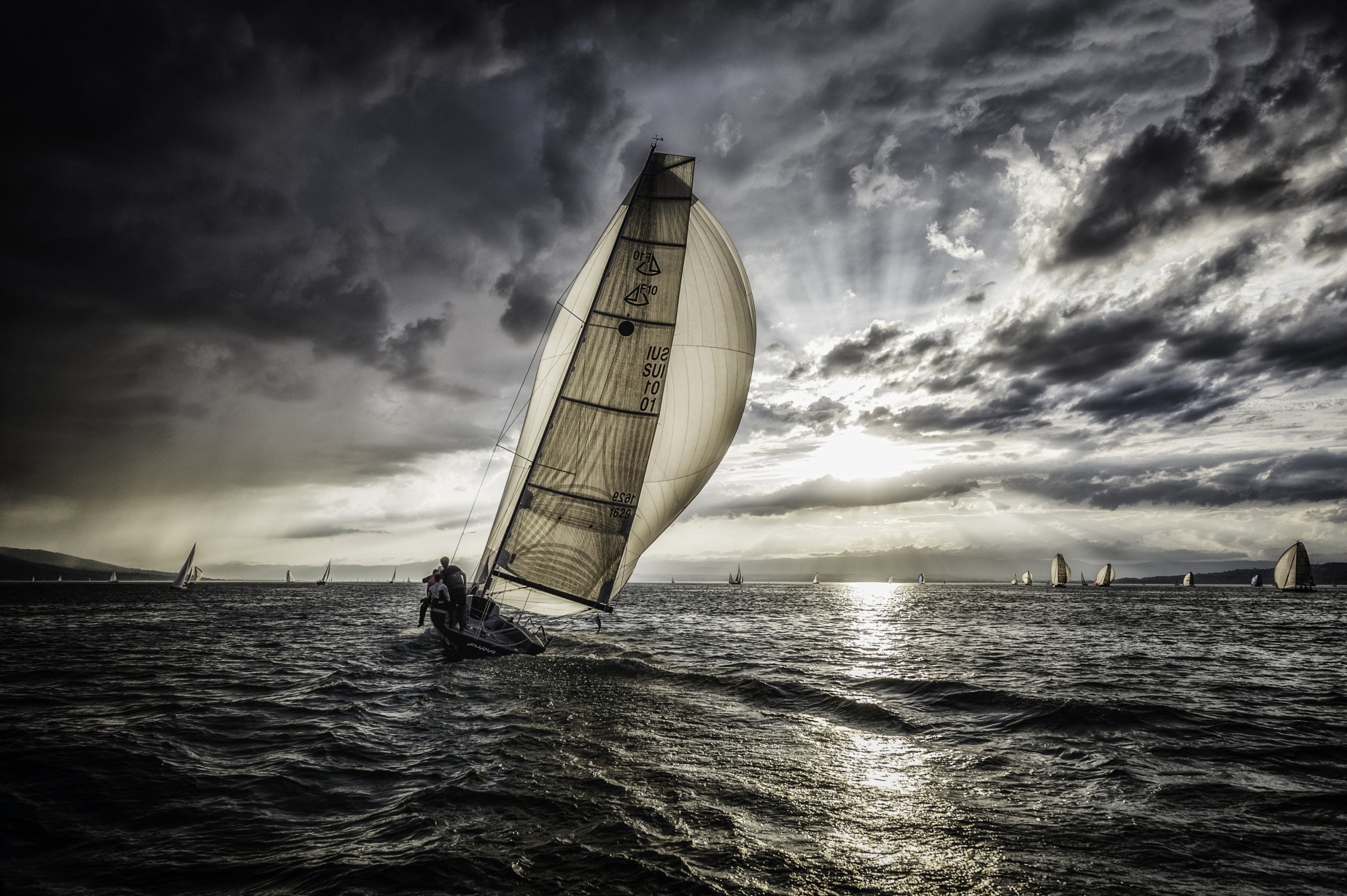 Sea water sports, Sailing wallpapers, 2500x1670 HD Desktop