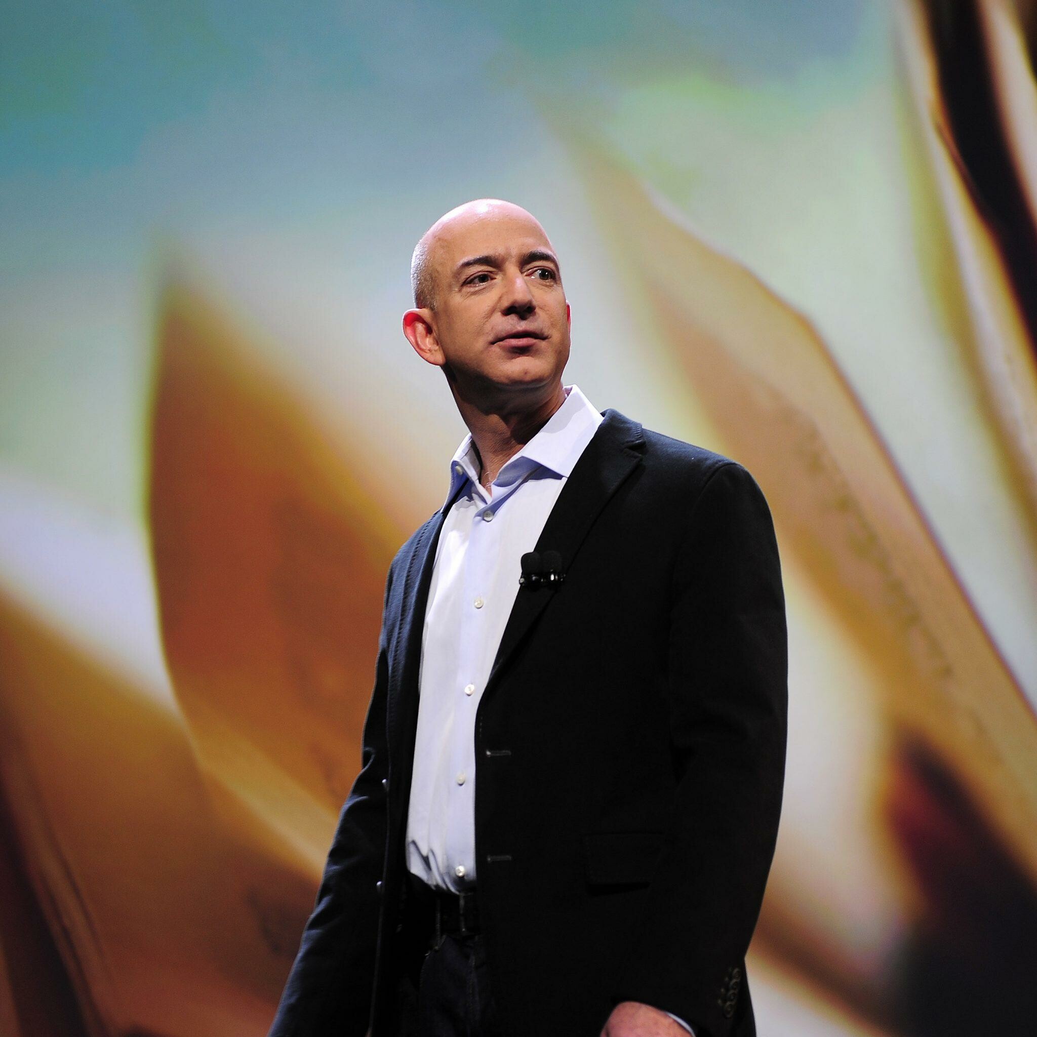 Jeff Bezos, Business magnate, Tech visionary, Amazon empire, 2050x2050 HD Phone