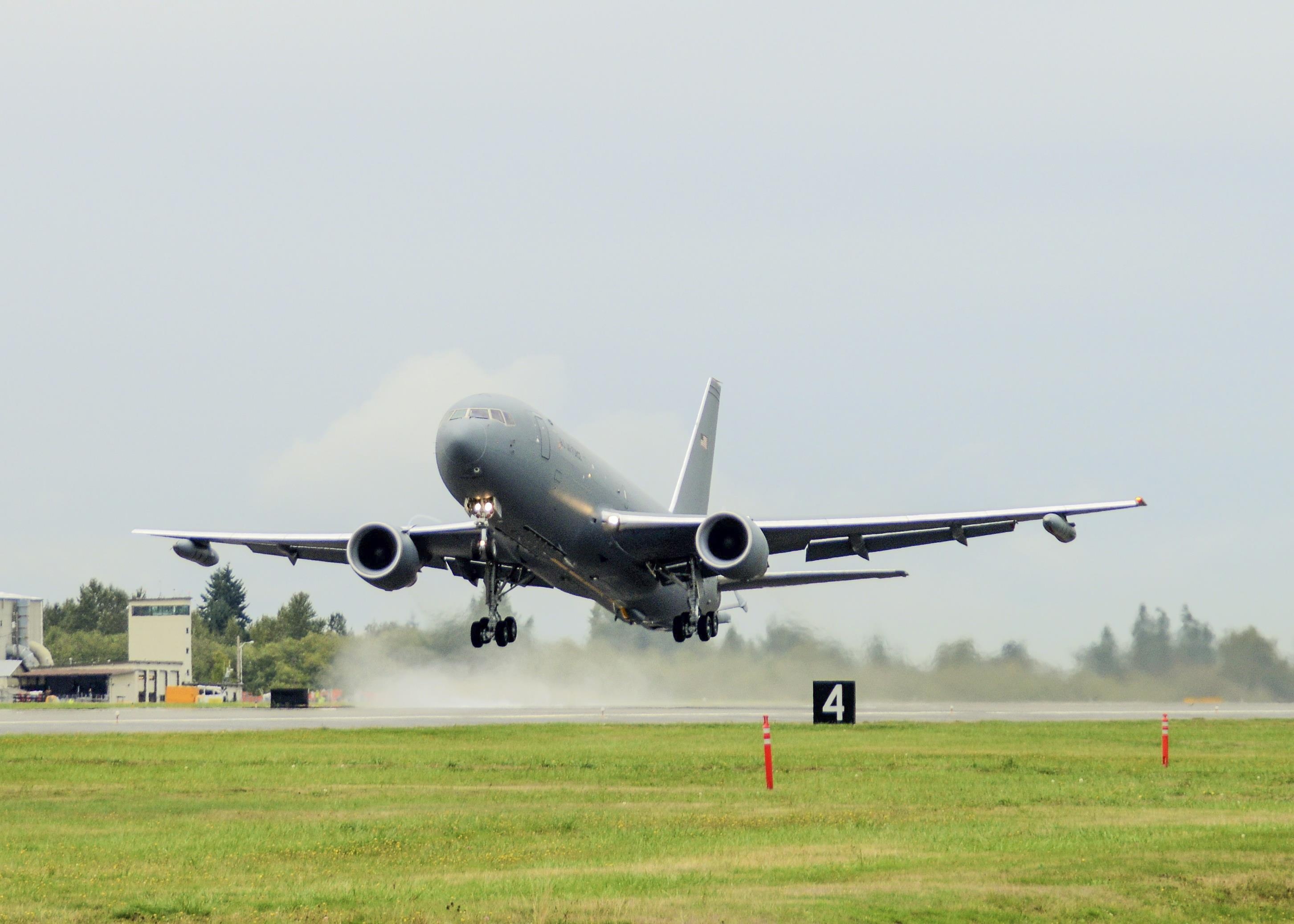 KC-46A's first flight, Air Force milestone, 2910x2080 HD Desktop