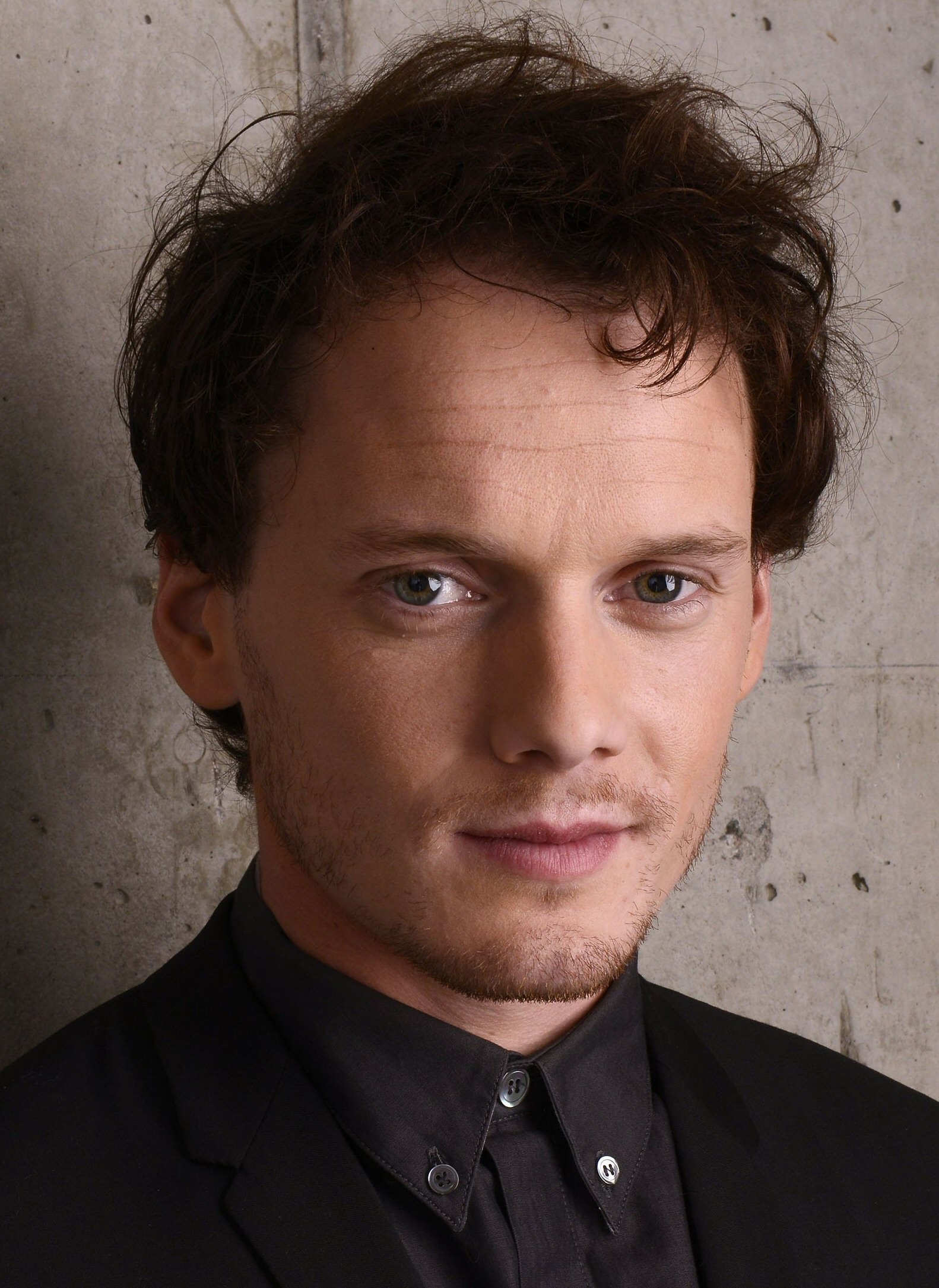 Anton Yelchin, Star Trek specials, 1590x2170 HD Phone