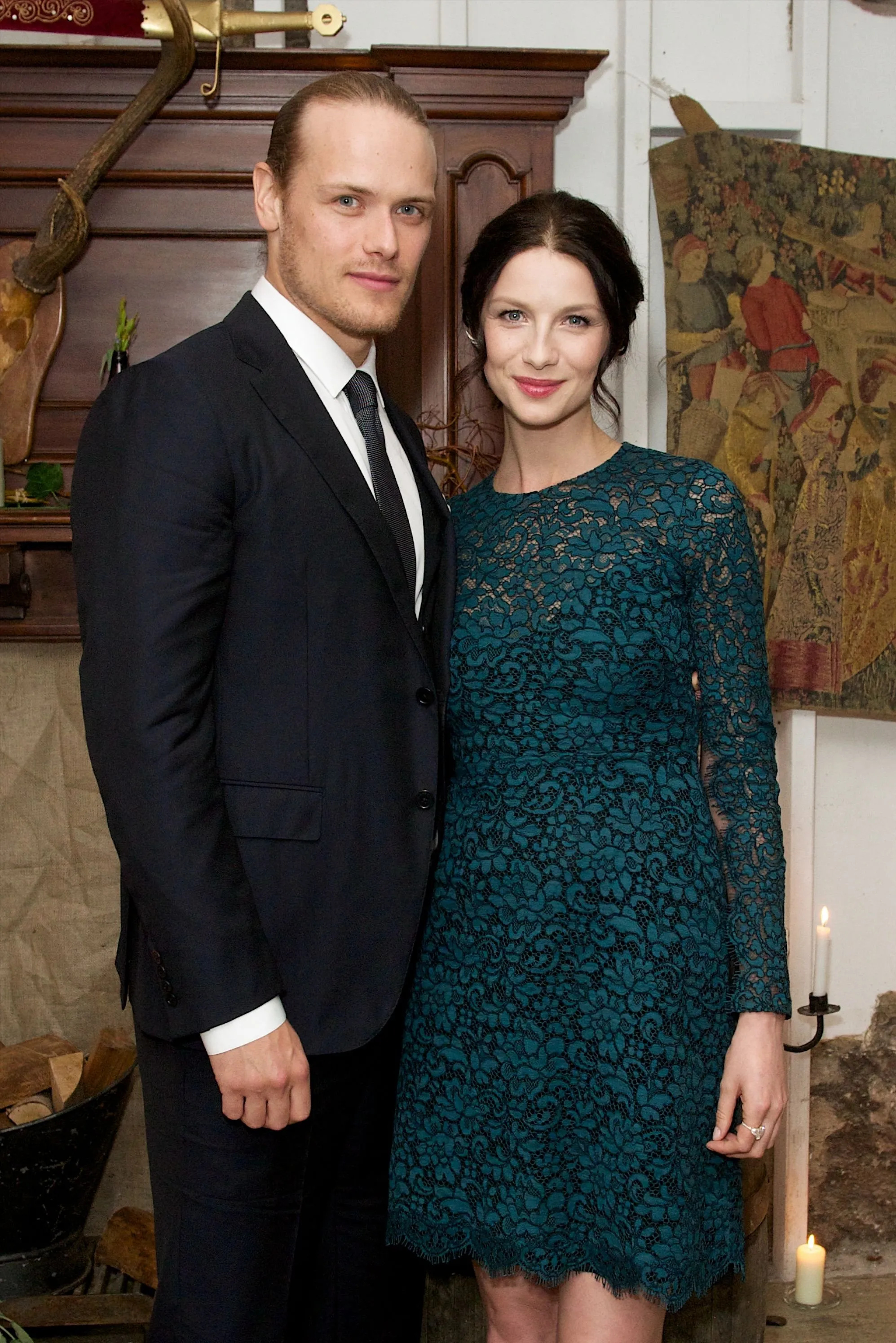 Sam Heughan, Caitriona Balfe interview, Outlander online, TV show, 2000x2990 HD Phone