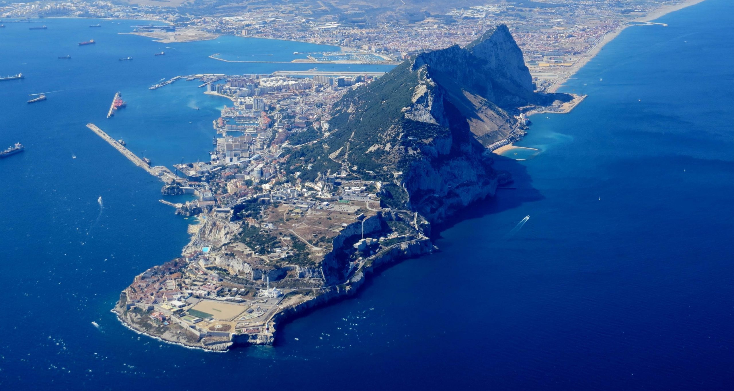 Gibraltar, Wheelchair accessible travel, Barrier-free, 2560x1370 HD Desktop