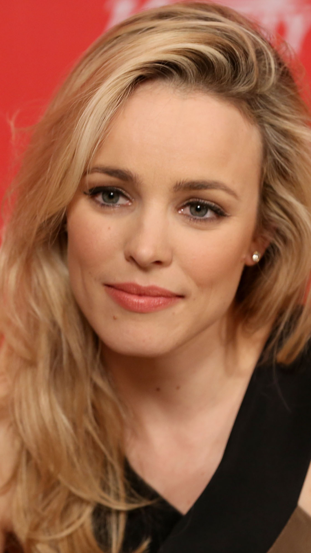 Rachel McAdams, Celebrity icon, Hollywood actress, Timeless beauty, 1080x1920 Full HD Phone