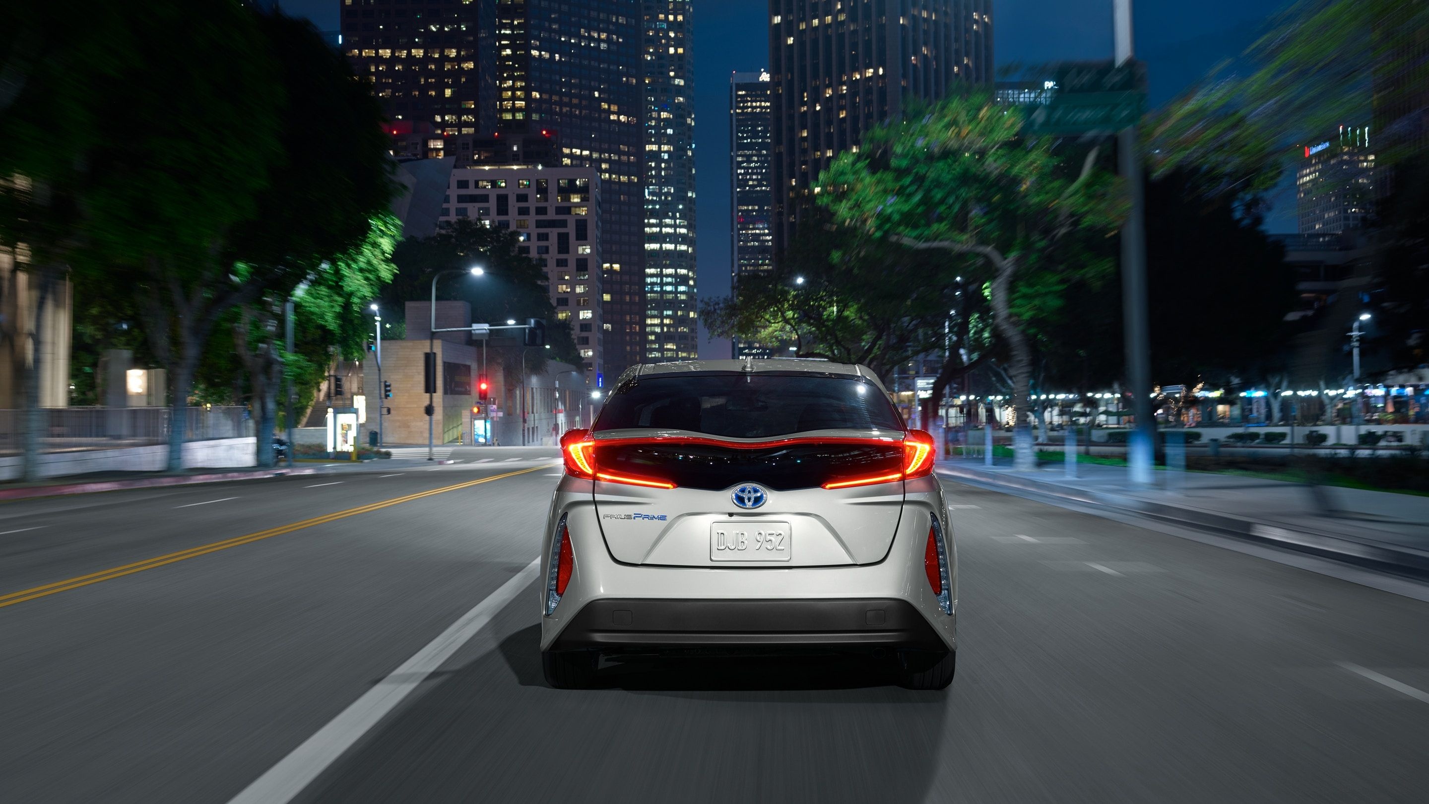 Back View, Toyota Prius Prime Wallpaper, 2880x1620 HD Desktop