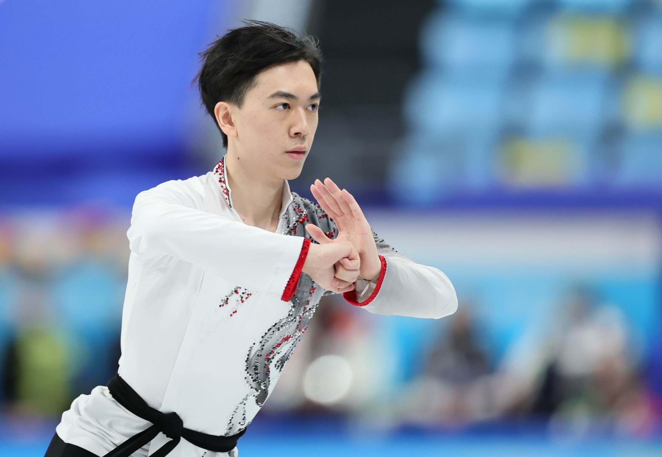 Vincent Zhou, Olympic withdrawal, Positive COVID test, Bleacher Report, 2220x1540 HD Desktop