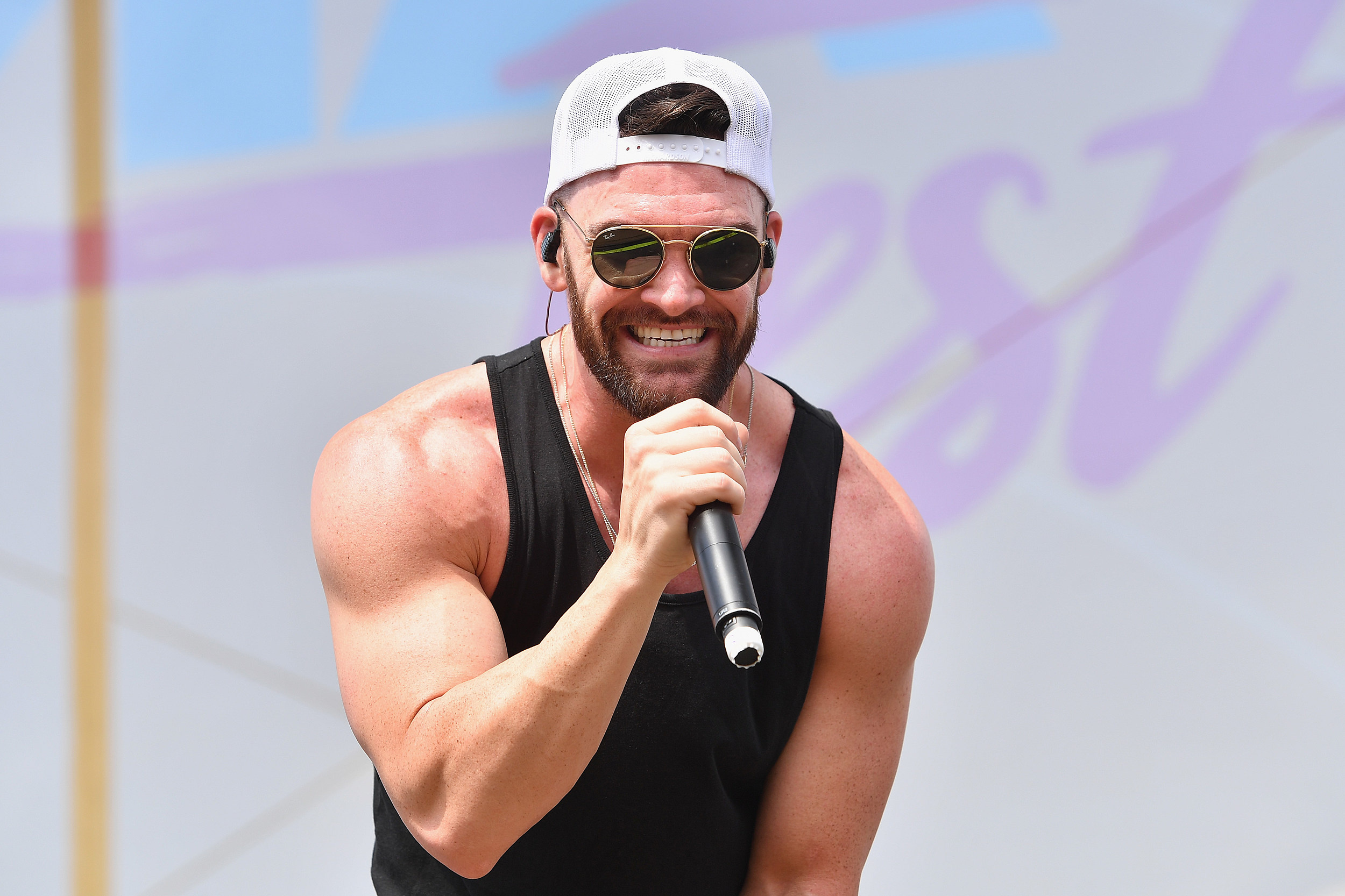 Dylan Scott, Second tour, Boston concert, 2500x1670 HD Desktop