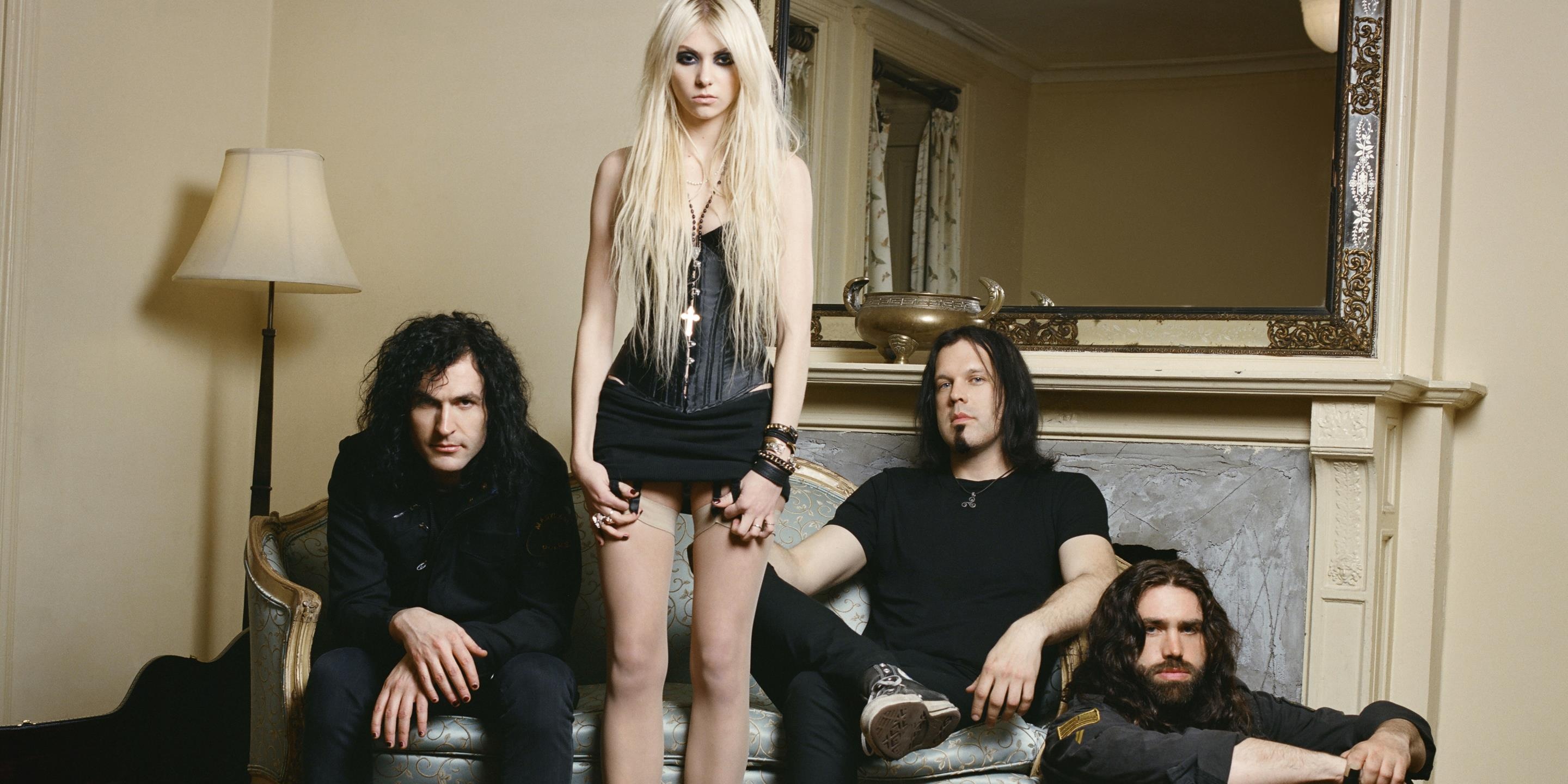 The Pretty Reckless, Erofound, Music wallpaper, Women in music, 2880x1440 Dual Screen Desktop