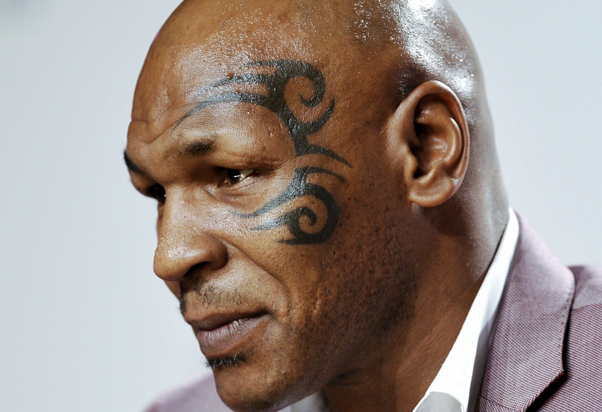 Mike Tyson, Unbreakable spirit, Controversial figure, Boxing legacy, 1920x1320 HD Desktop