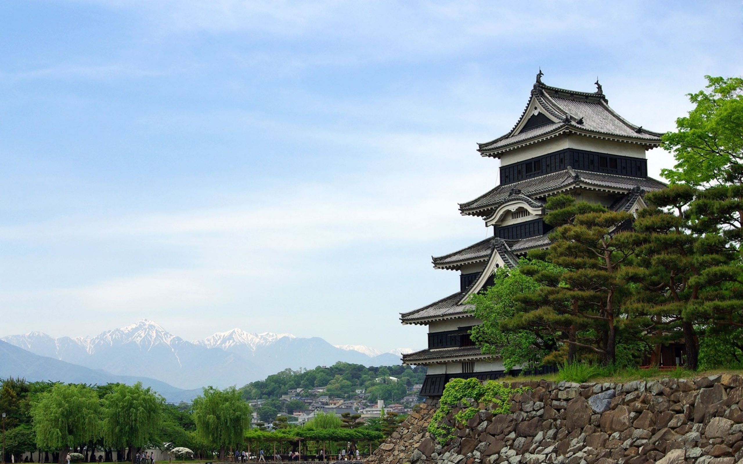 Tenshu, Matsumoto Castle Wallpaper, 2560x1600 HD Desktop