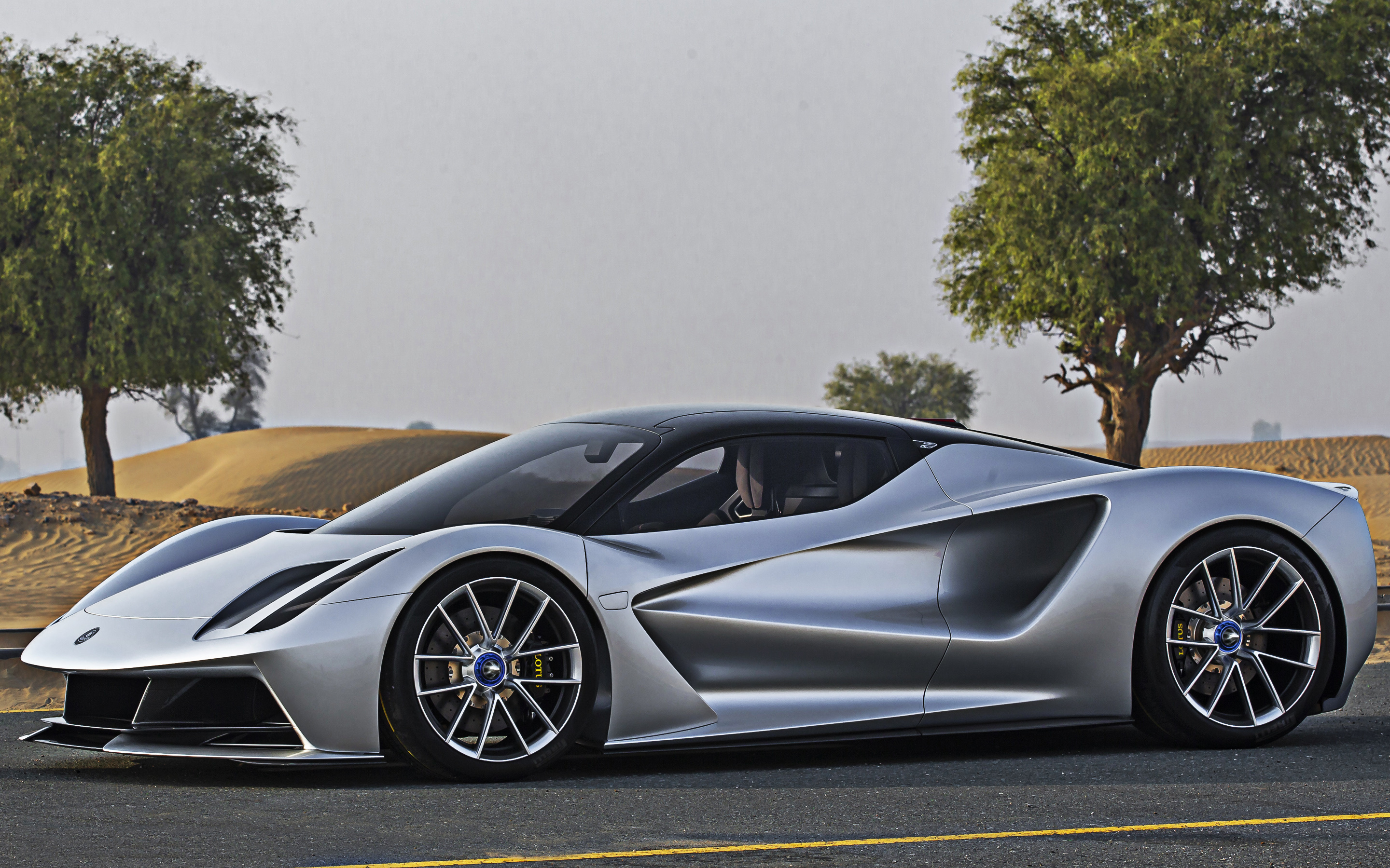 Lotus Evija, Side view, Silver hypercar, High-quality pictures, 2880x1800 HD Desktop