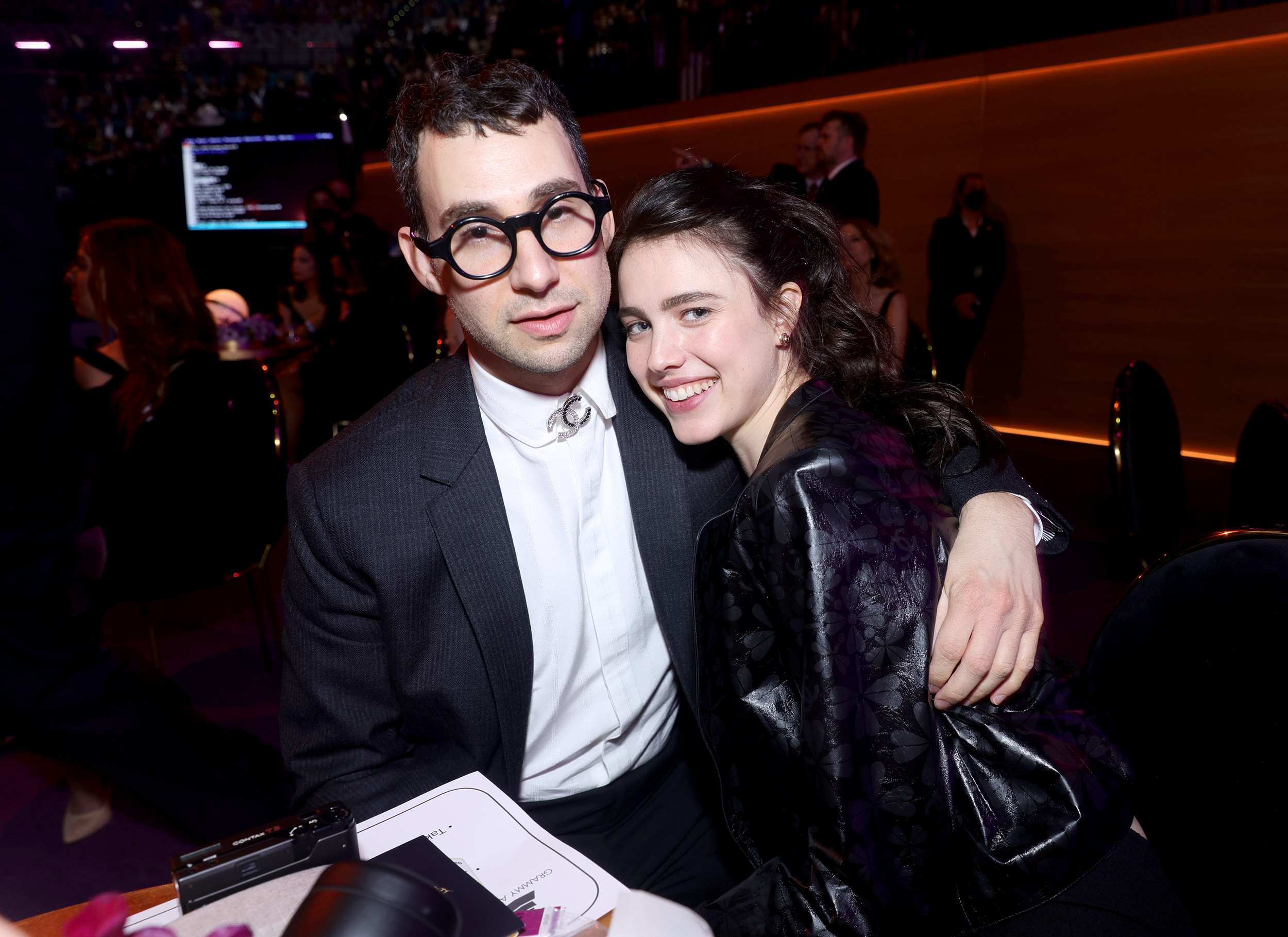 Margaret Qualley, Jack Antonoff, Engaged, 2500x1820 HD Desktop