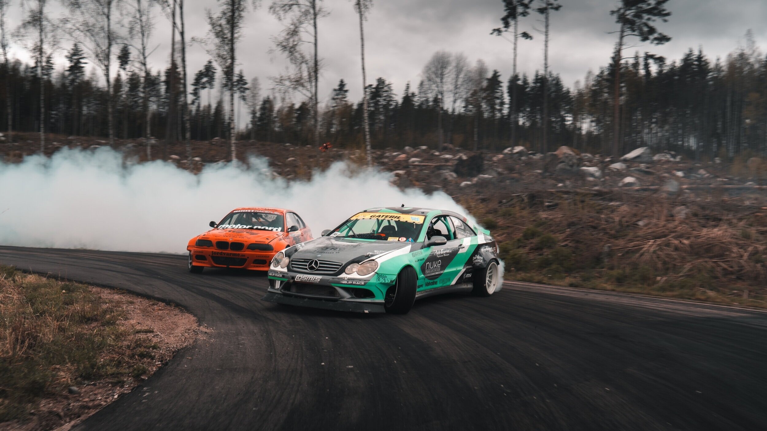 Mercedes vs. BMW, Drifting Wallpaper, 2500x1410 HD Desktop