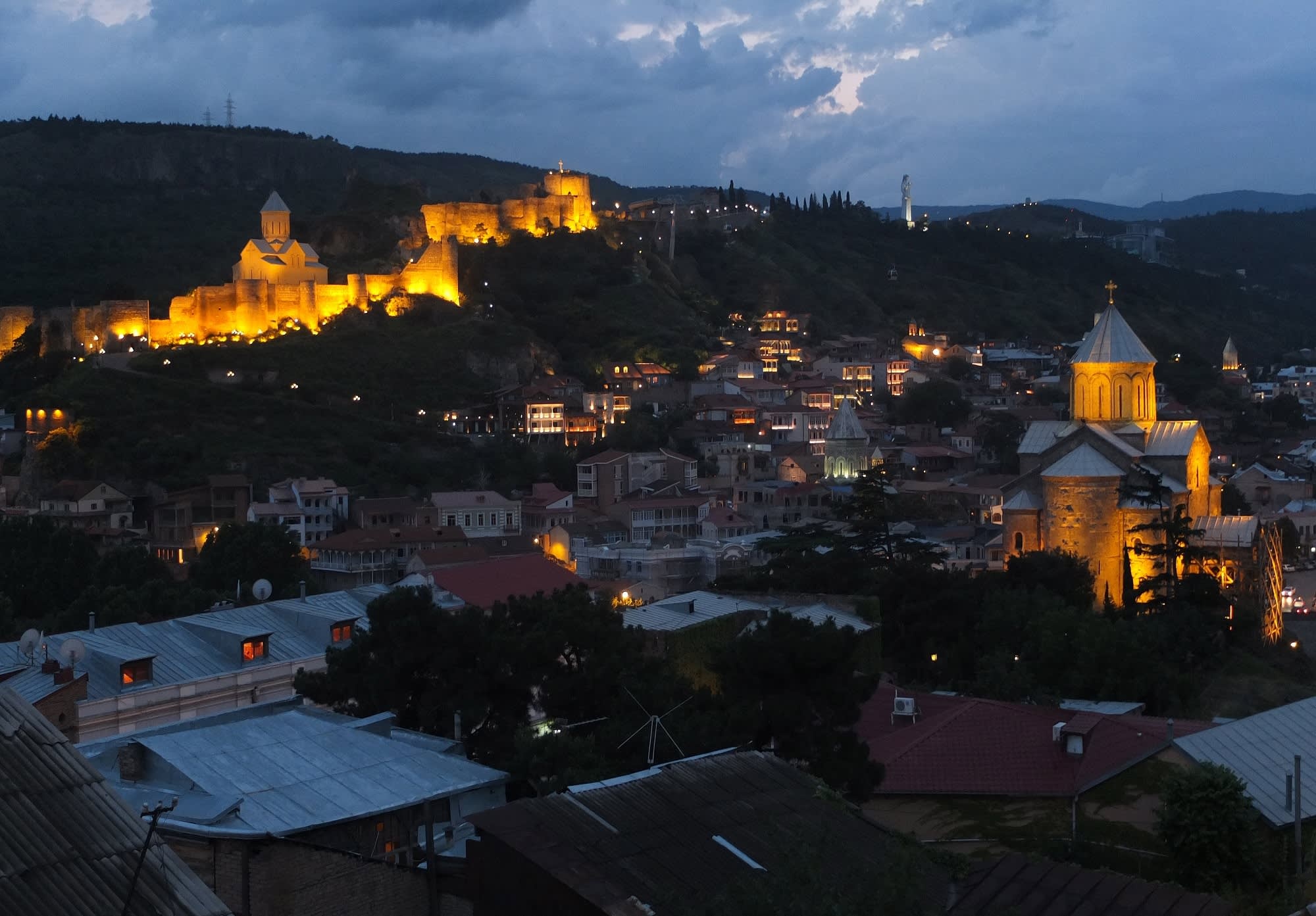 Tskhinvali, Russia, Occupying, Our country, 2000x1400 HD Desktop