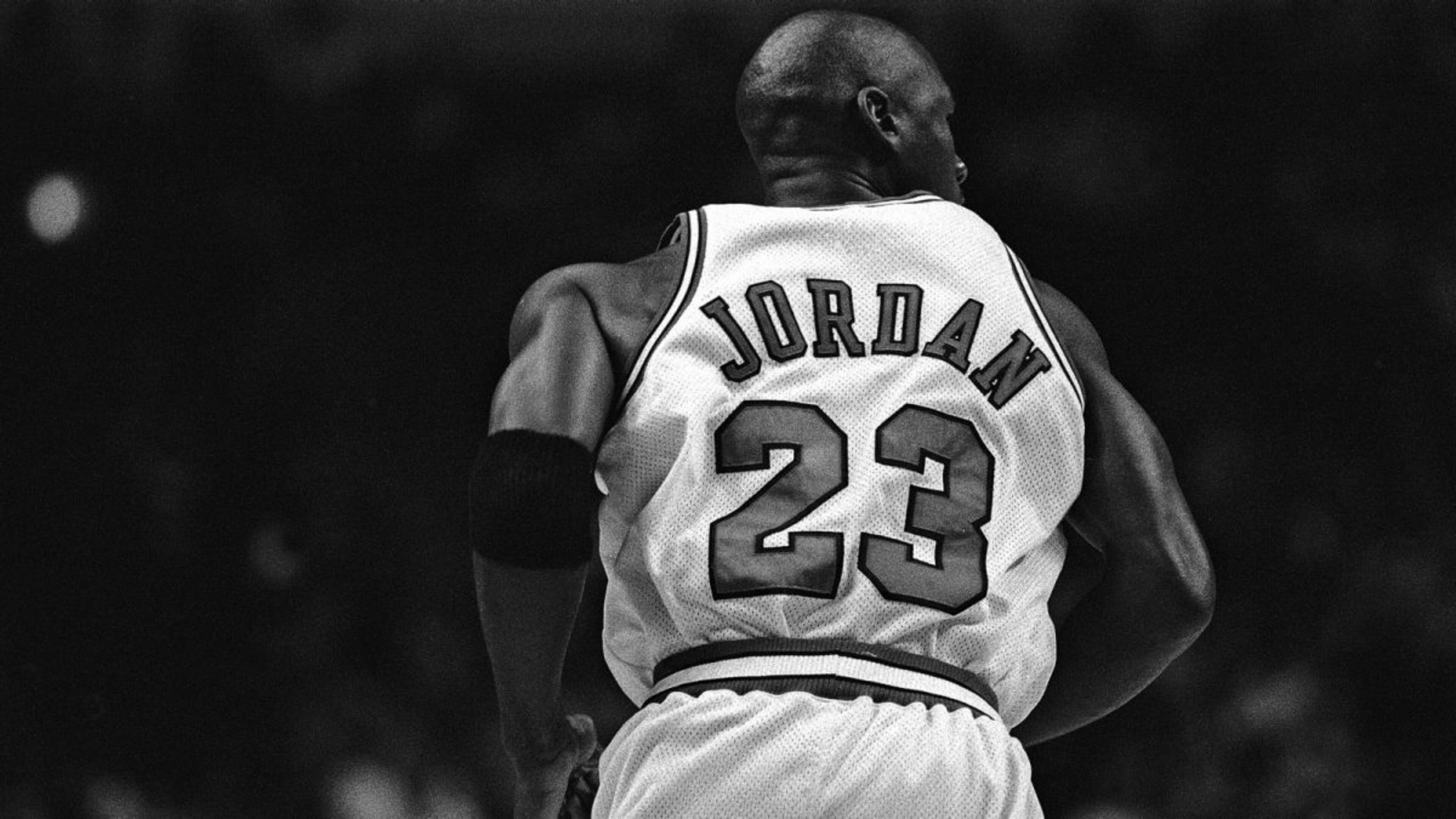 Michael Jordan, Basketball legend, Chicago Bulls, Icon athlete, 3840x2160 4K Desktop