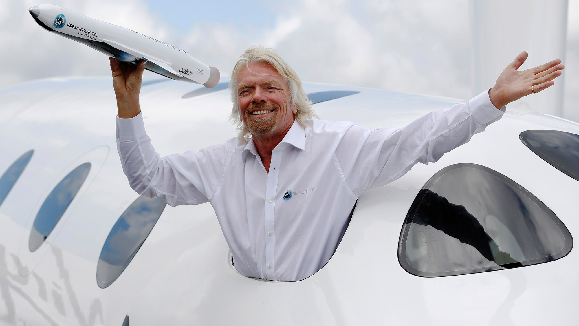 Virgin Atlantic GlobalFlyer, Richard Branson, Fast facts, CNN Travel, 2000x1130 HD Desktop