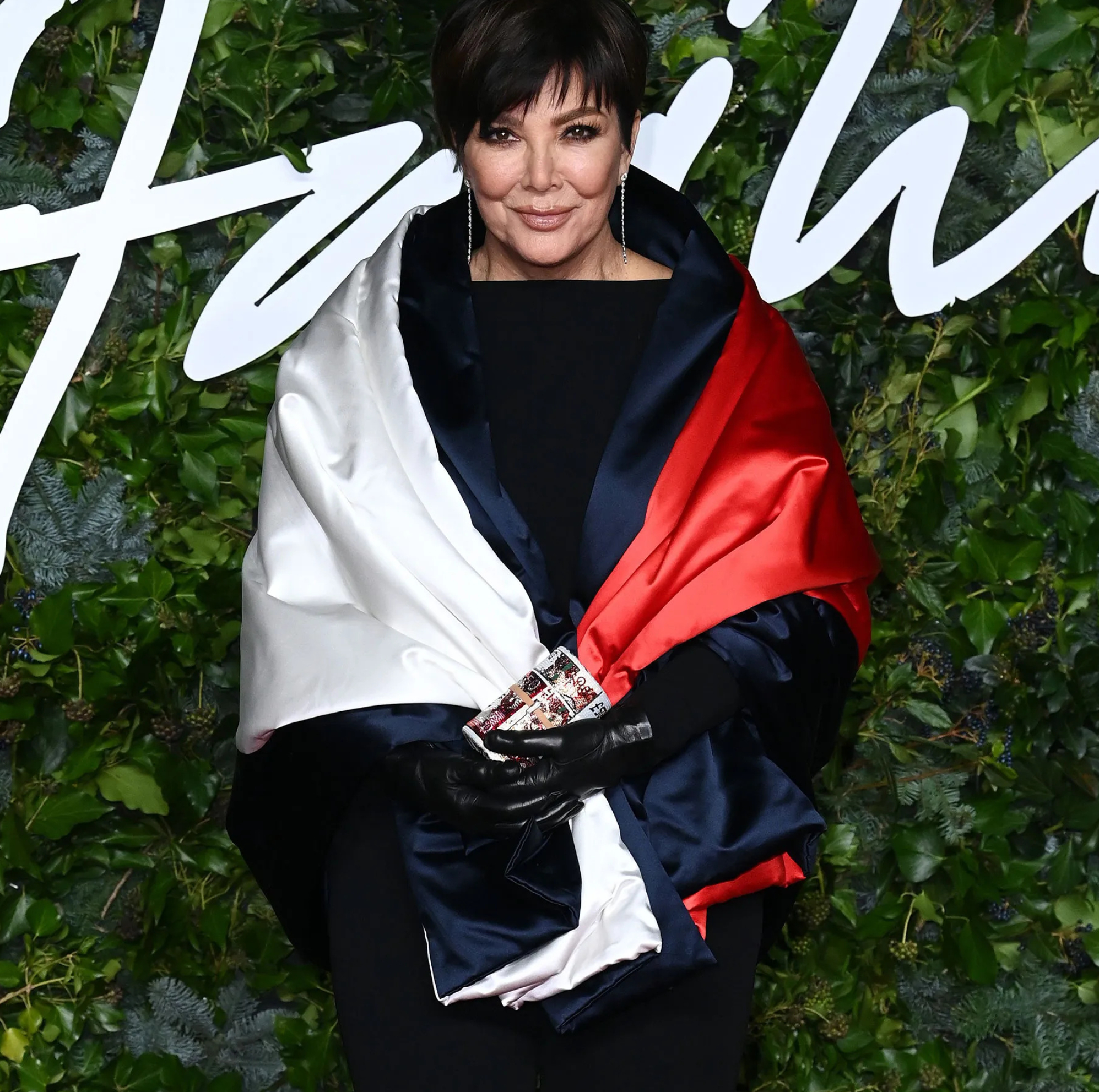 Kris Jenner, Kimbo 2022 event, Unique contact saving, NYC Folks Report, 2000x1990 HD Desktop