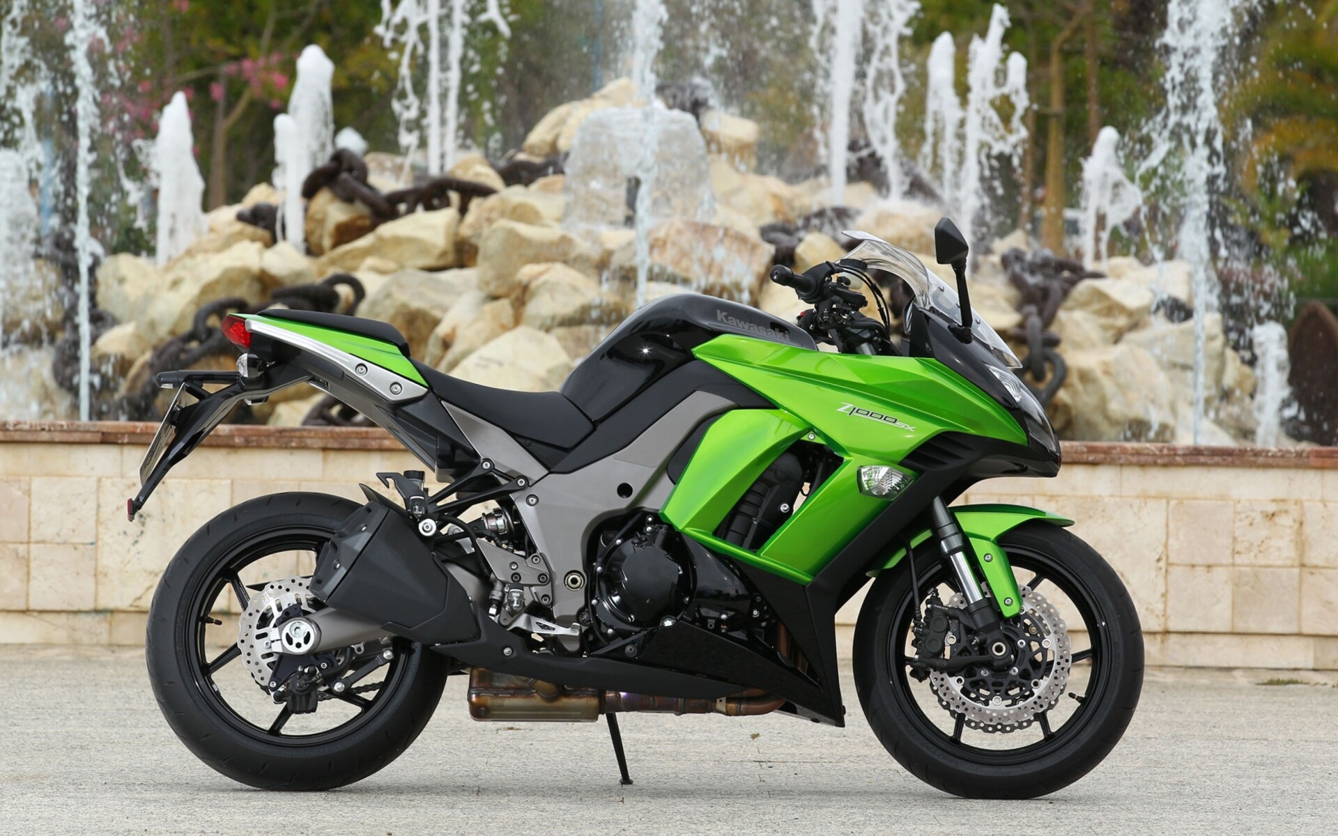 Kawasaki Z1000, Widescreen desktop, Full HD, Roaring beast, 1920x1200 HD Desktop