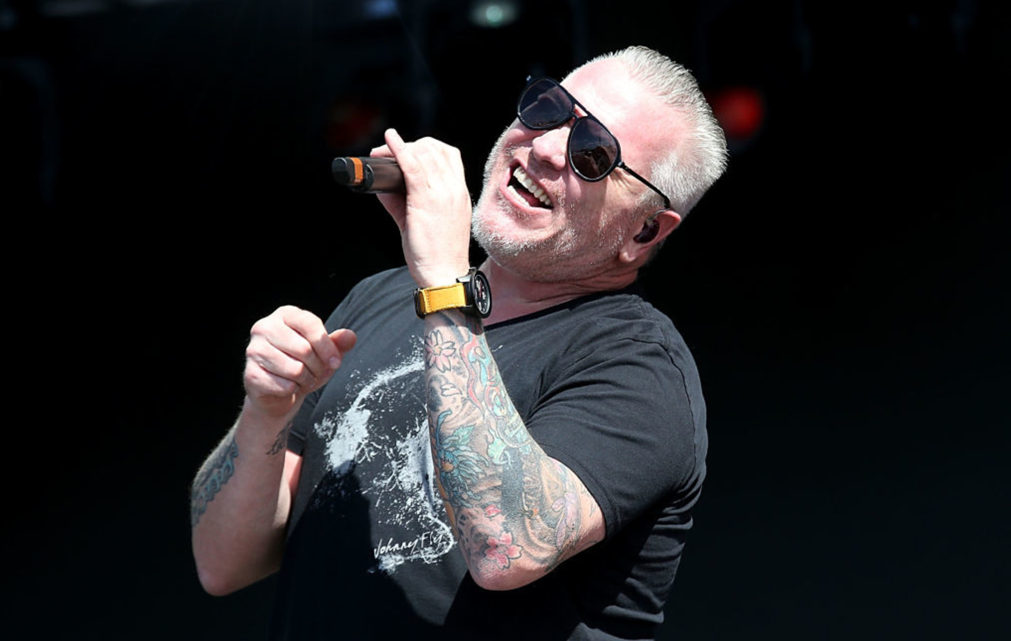 Smash Mouth concert, Gathering despite pandemic, Music community, Resilient fans, 2000x1270 HD Desktop