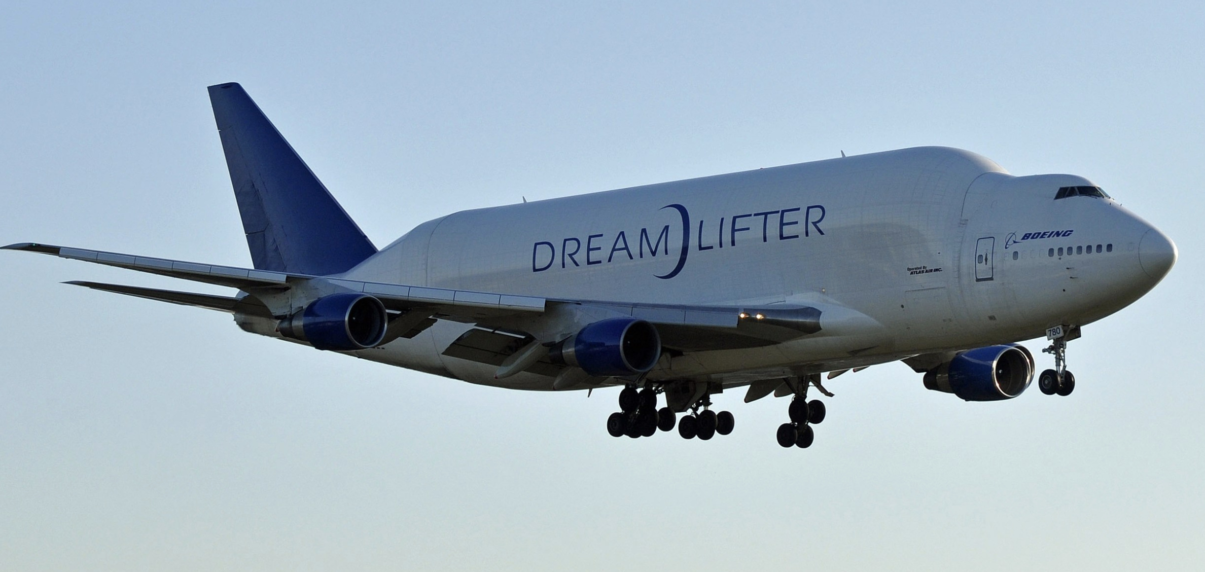 Boeing Dreamlifter, Cargo aircraft, Utah's teachers, Boeing 777, 2380x1130 Dual Screen Desktop