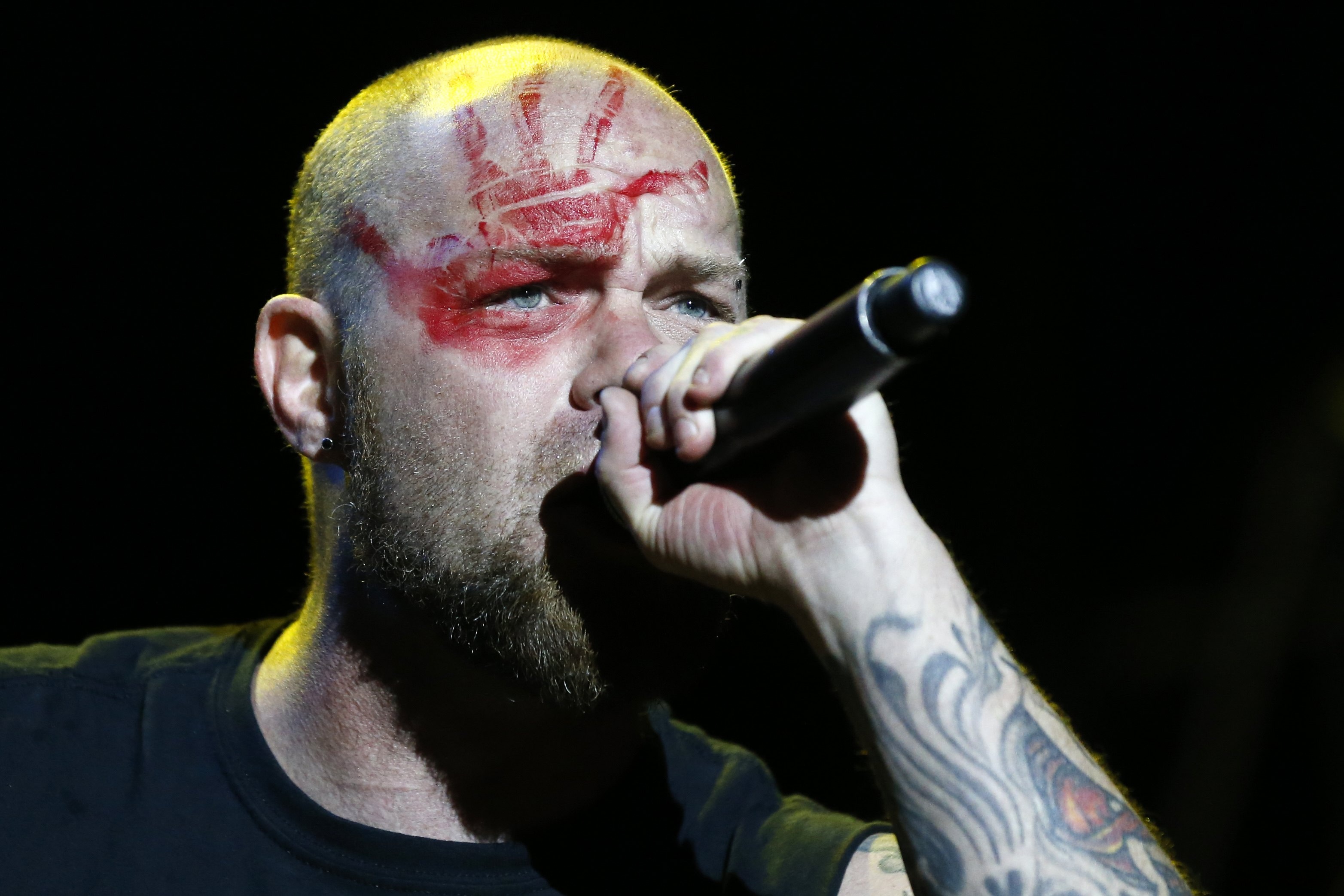 Ivan Moody, Live performance, 3130x2090 HD Desktop