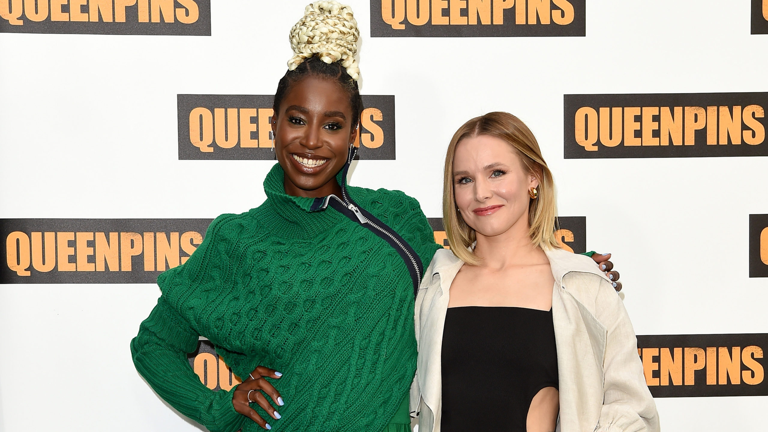 Kirby Howell-Baptiste, Kristen Bell, BFF, Self respect, 2560x1440 HD Desktop