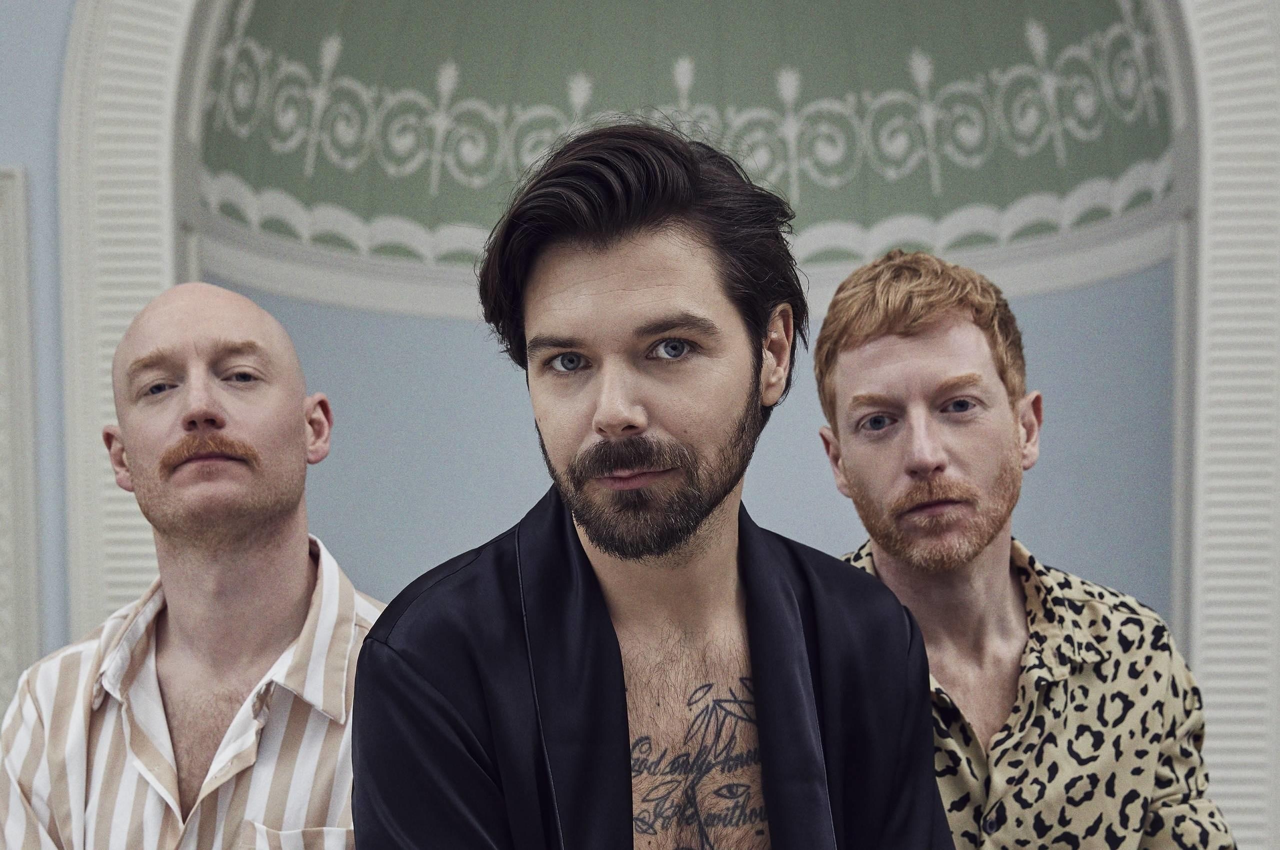 Biffy Clyro, New album 'A Celebration of Endings', Musikexpress interview, 2560x1710 HD Desktop