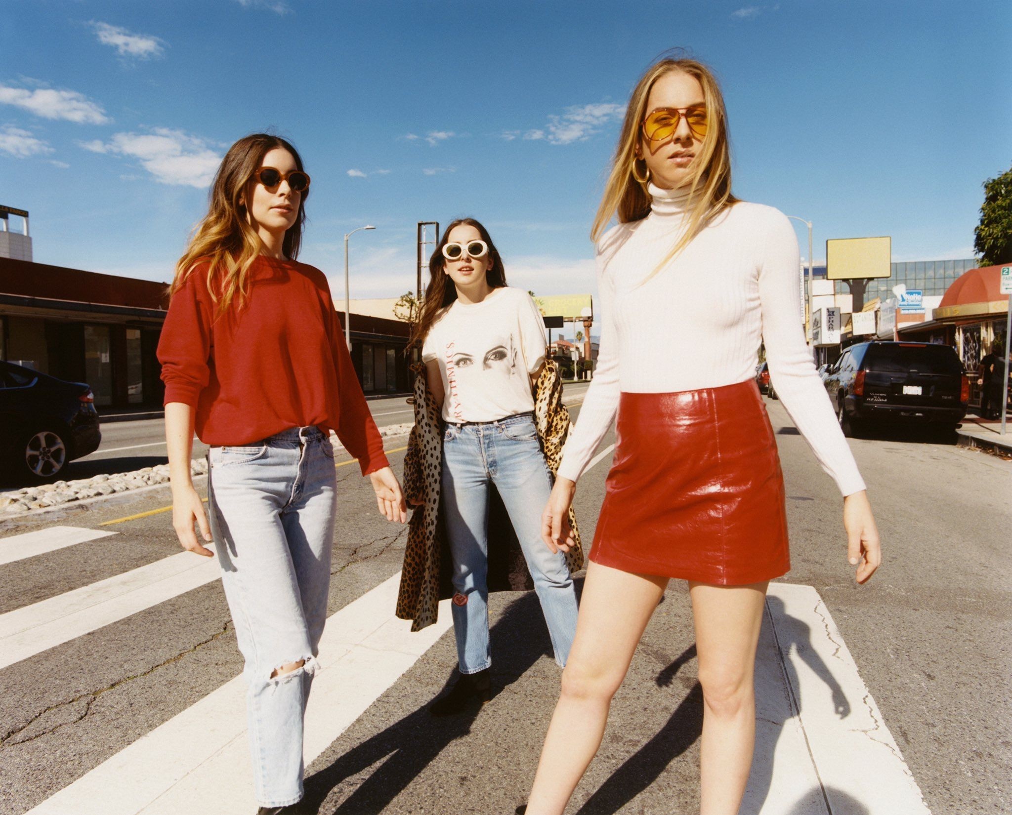 HAIM band, Style inspiration, Fashion ideas, Trendsetters, 2050x1650 HD Desktop