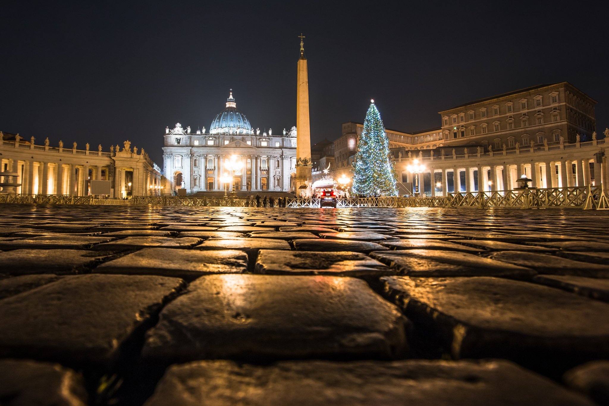 St. Peter's Cathedral, Vatican City, Travels, Night lights spectacle, 2050x1370 HD Desktop