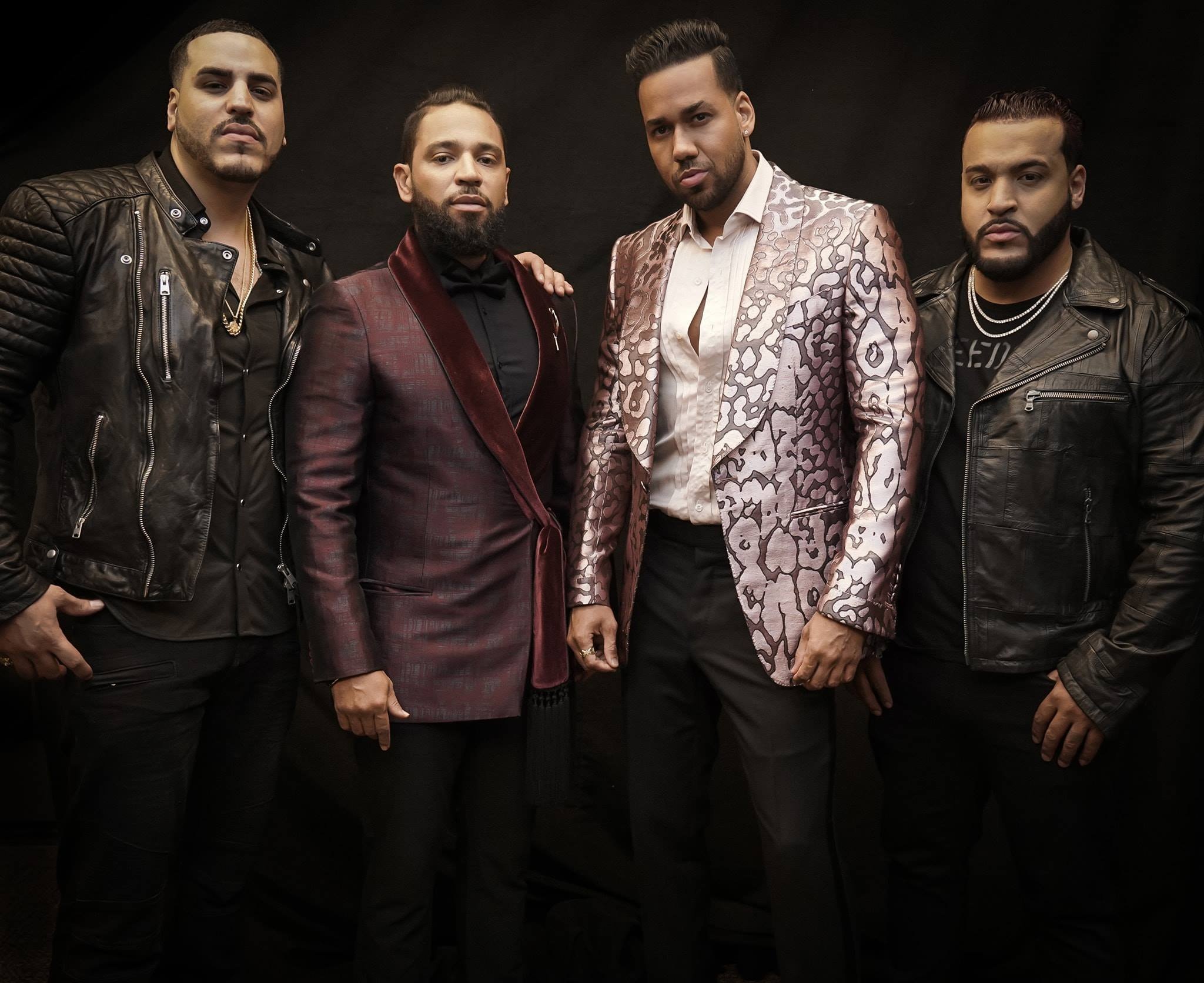 Romeo Santos, Por un segundo, Aventura's hit, Heartfelt song, 2050x1680 HD Desktop