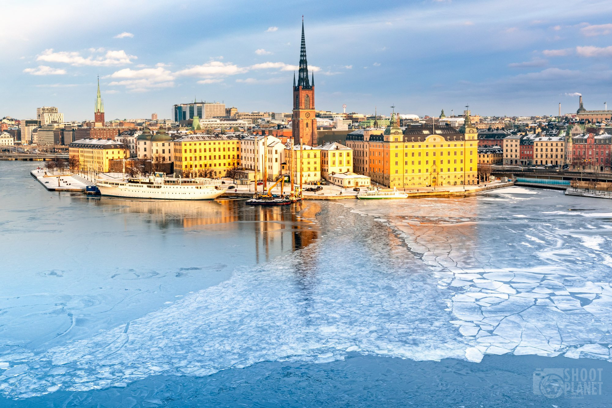 Gamla Stan, Magic Stockholm, Winter Wonderland, Shoot Planet, 2000x1340 HD Desktop