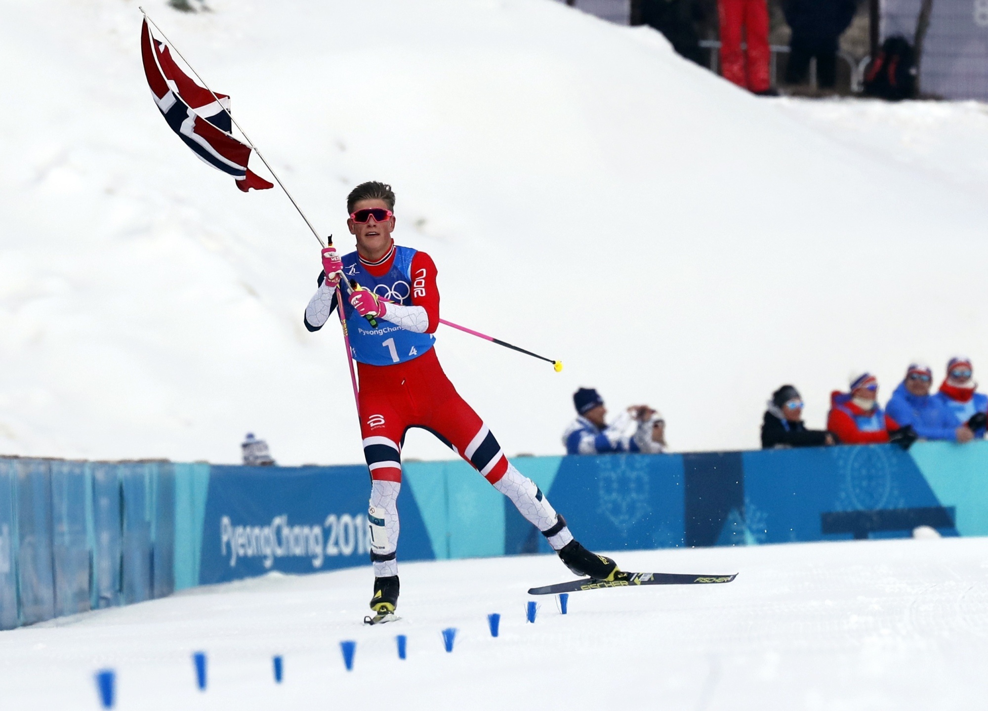 Johannes Hoesflot Klaebo, Guides Norway, Cross country relay, The Japan Times, 2000x1440 HD Desktop