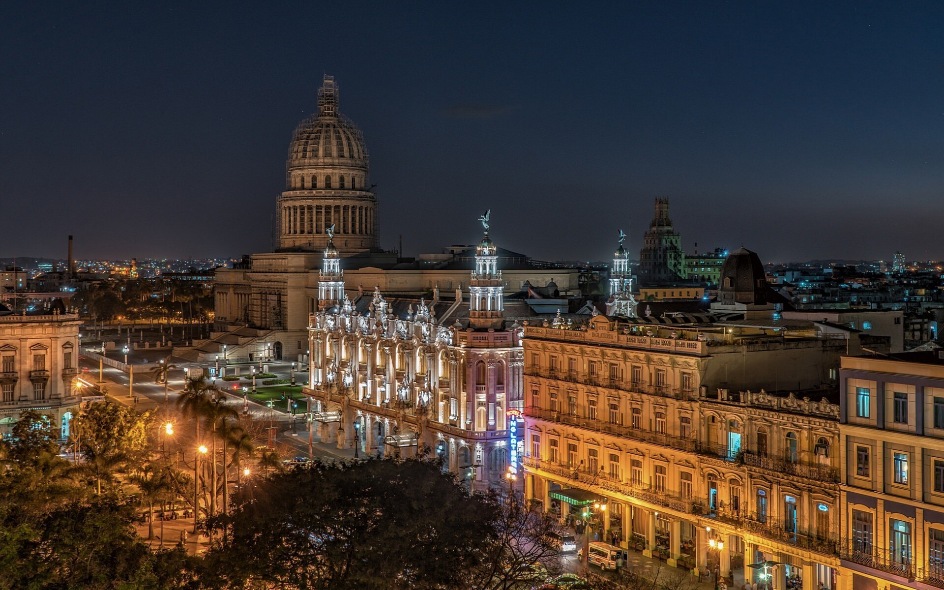 Old Havana charm, Nighttime allure, Illuminated Capitolio, City lights, 1920x1200 HD Desktop