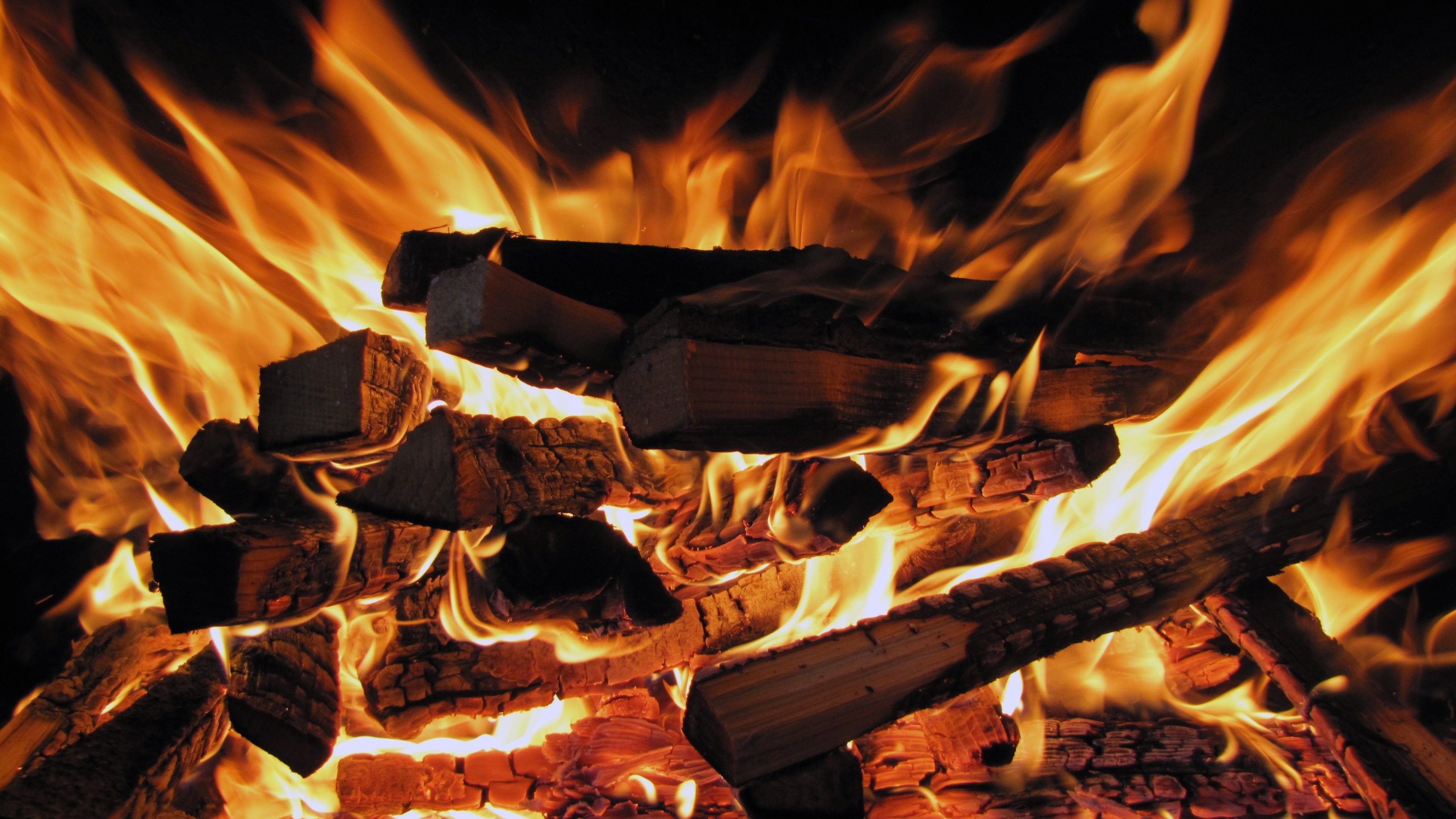 Burning wood, Fireplaces Wallpaper, 3840x2160 4K Desktop