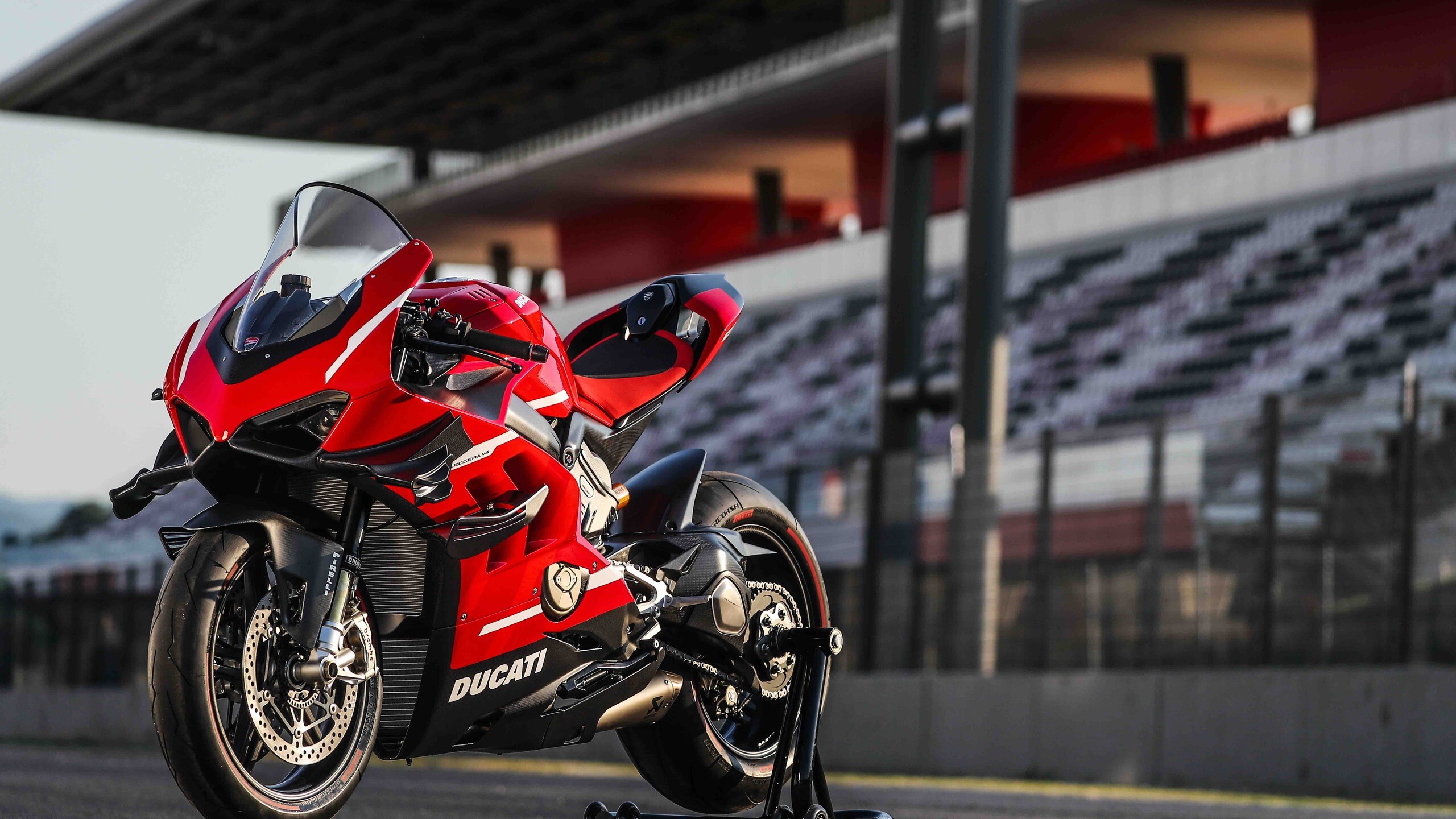 2020 Ducati Superleggera V4, 8K, 1440p resolution, High-definition wallpapers, Exquisite design, 2560x1440 HD Desktop