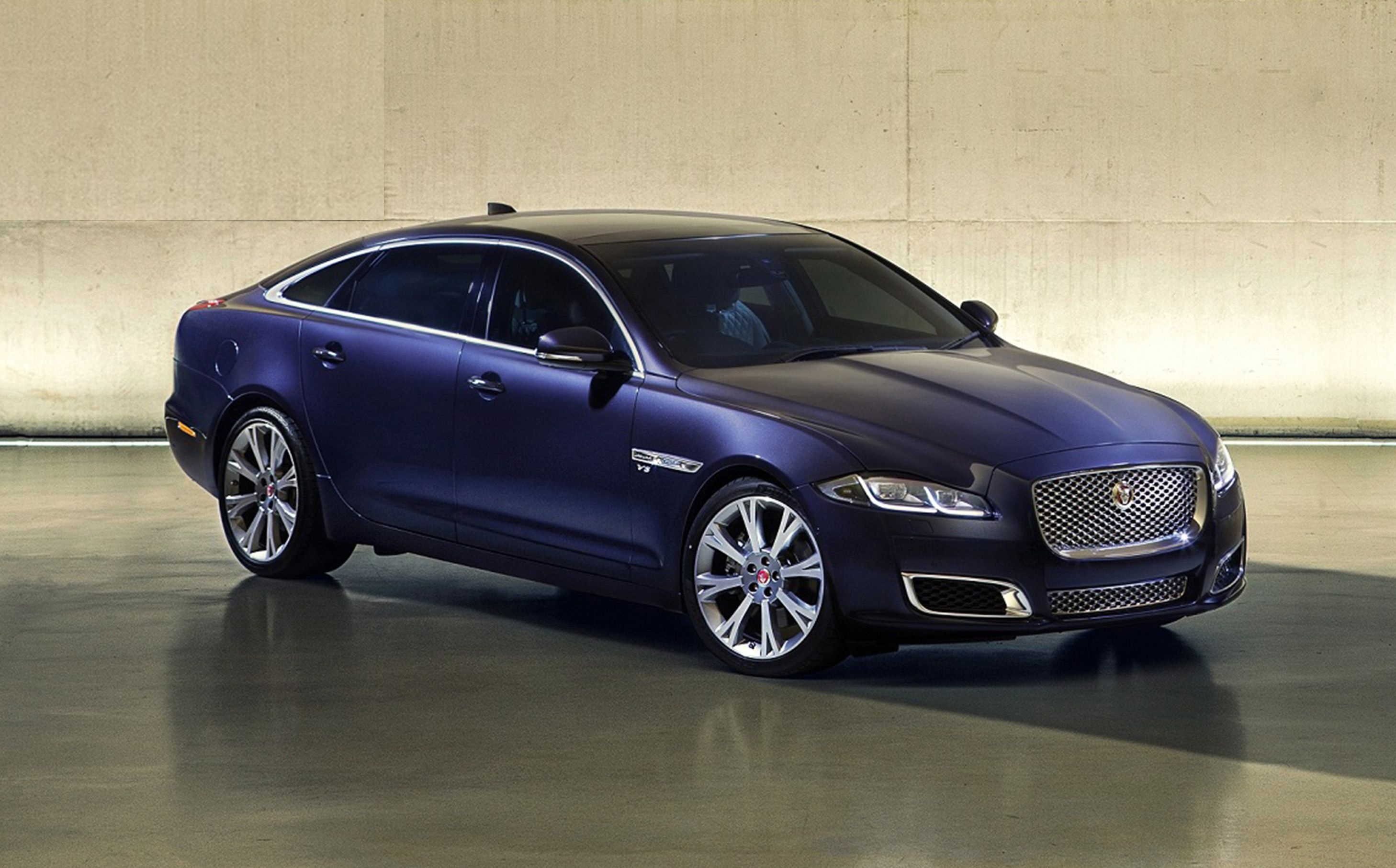 Jaguar XF, Expert car service, Near me, Unmatched expertise, 2920x1820 HD Desktop