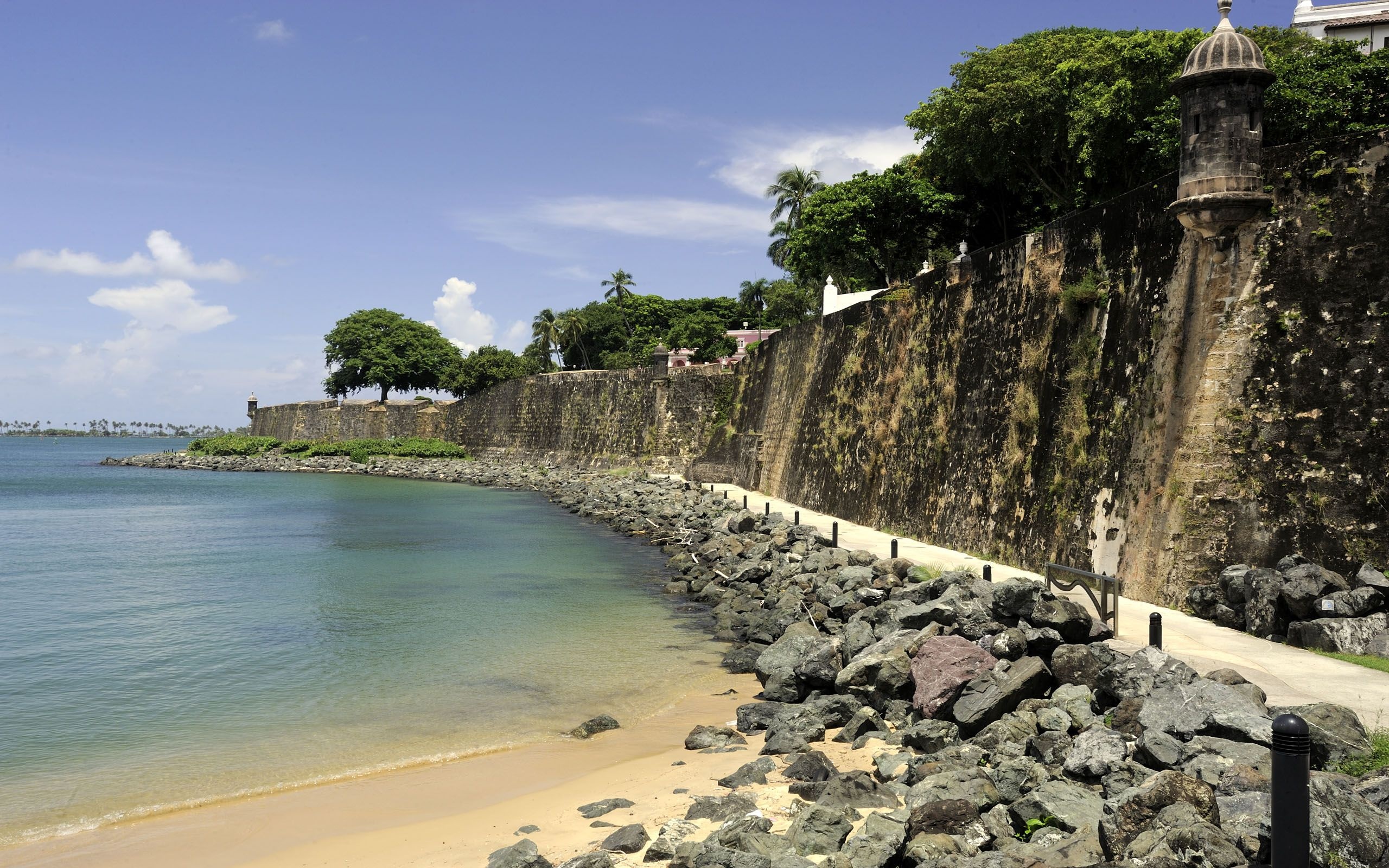 Old San Juan walls, San Juan (Puerto Rico) Wallpaper, 2560x1600 HD Desktop