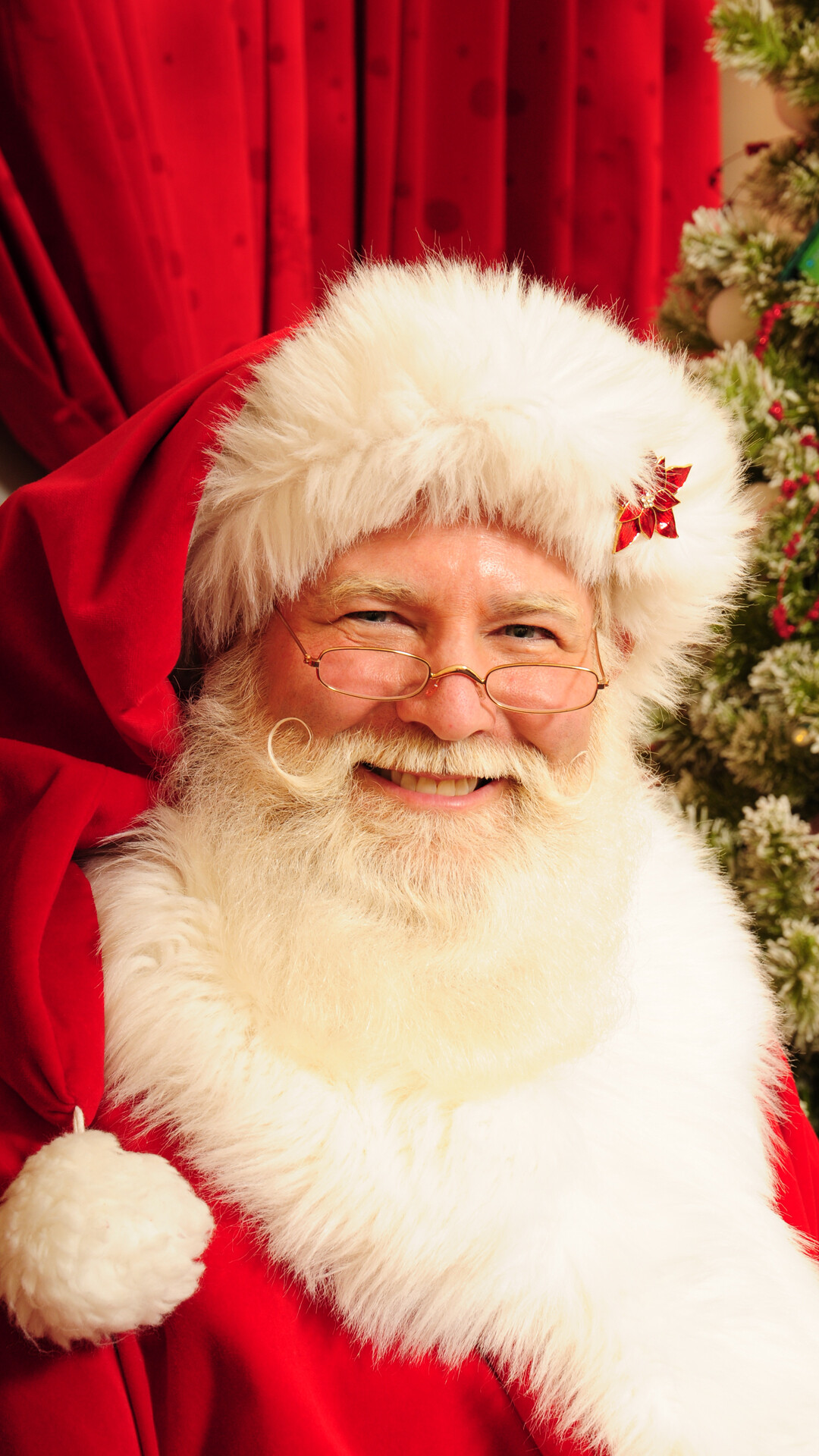 Santa Claus, 4K wallpapers, Festive holiday, Joyful vibes, 1080x1920 Full HD Phone