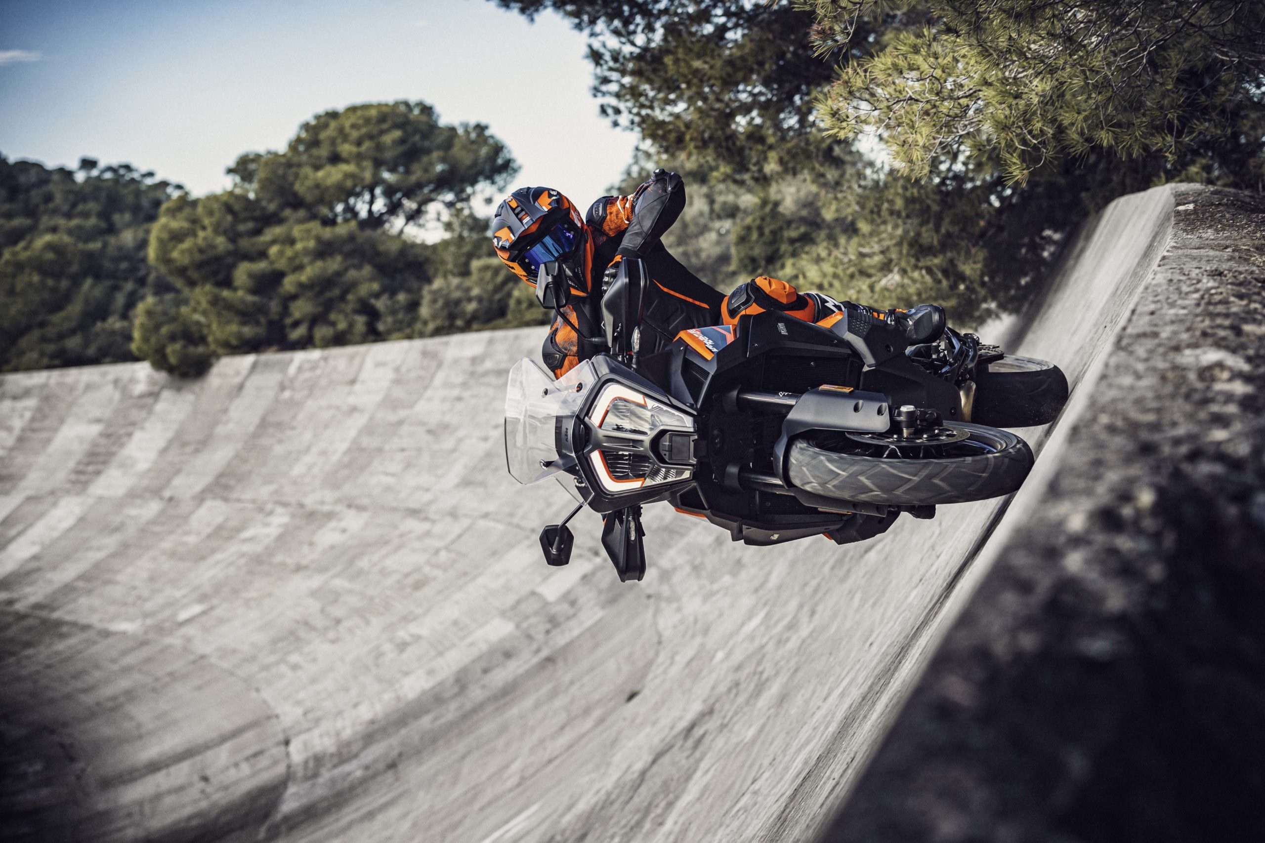 KTM 1290 Super Adventure S, Tech upgrades, Radar system, Cutting-edge technology, 2560x1710 HD Desktop