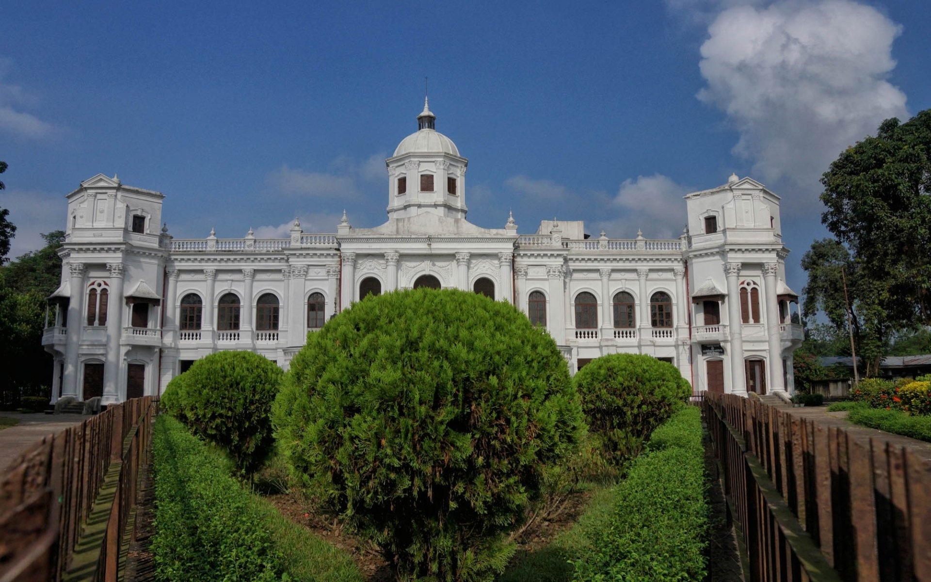 Tajhat Palace, Bangladesh Wallpaper, 1920x1200 HD Desktop