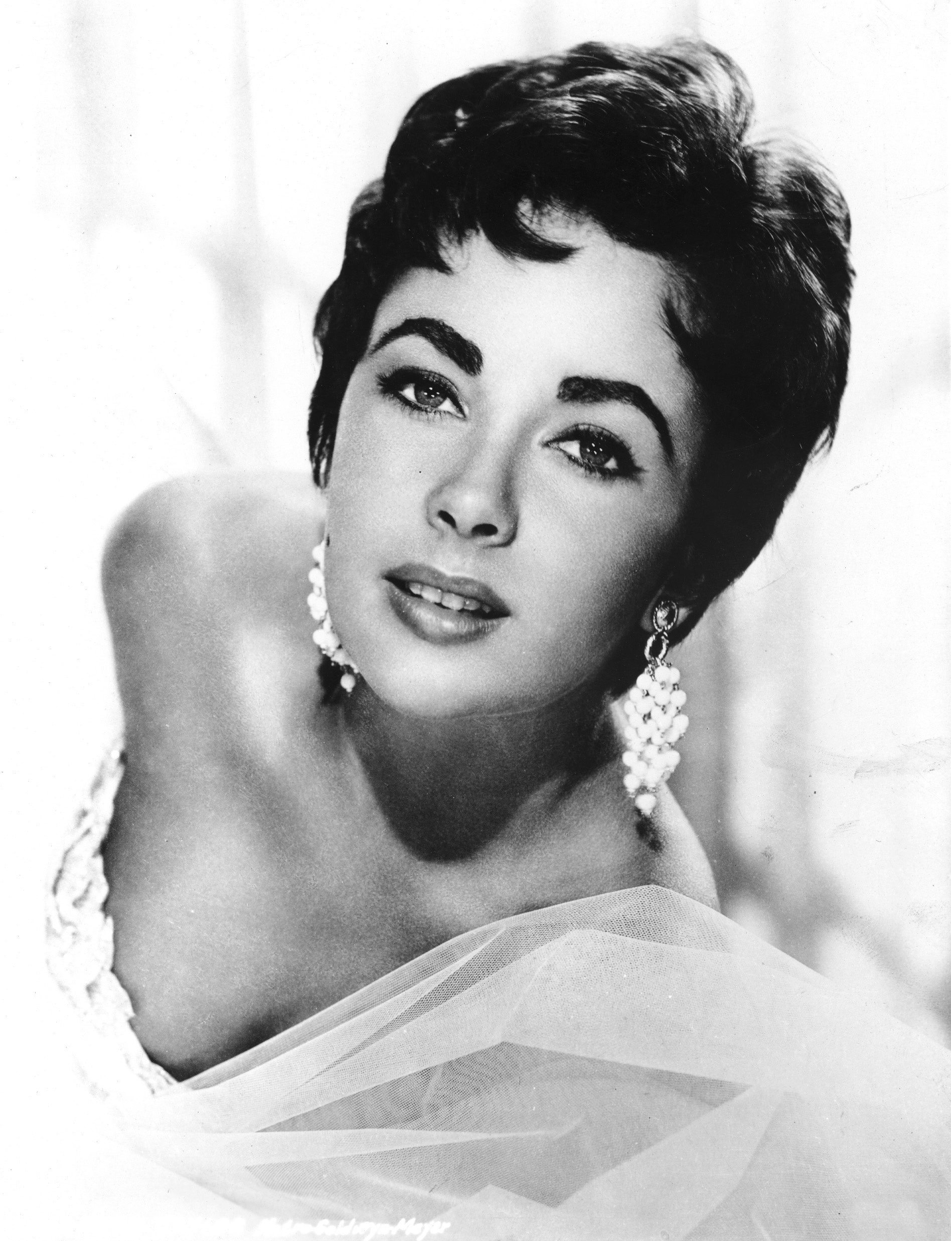 The Last Time I Saw Paris, Elizabeth Taylor Wallpaper, 1900x2480 HD Phone