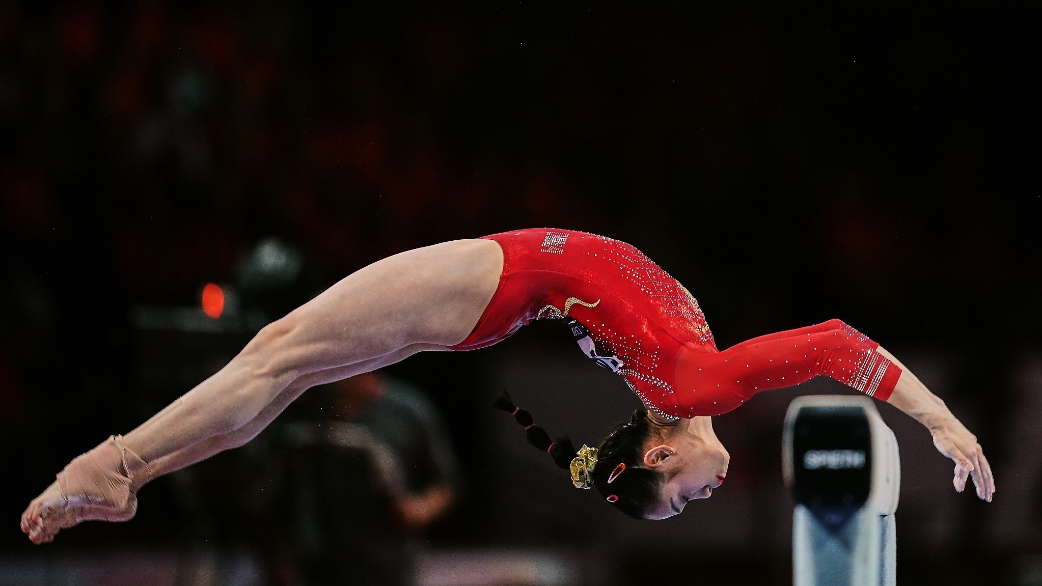 Tang Xijing, Artistic Gymnastics Wallpaper, 2050x1160 HD Desktop