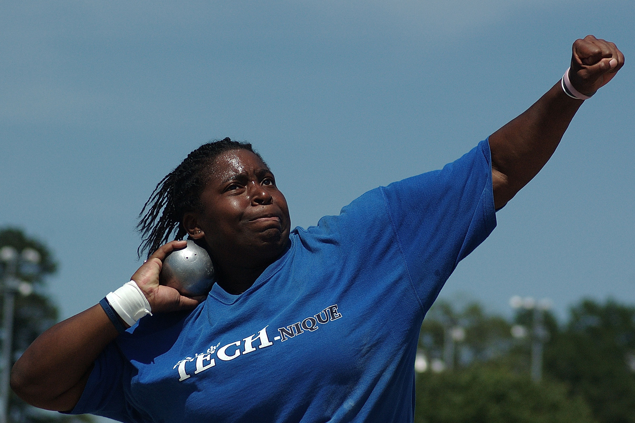 Shot Put, Shotput pose, 2420x1610 HD Desktop