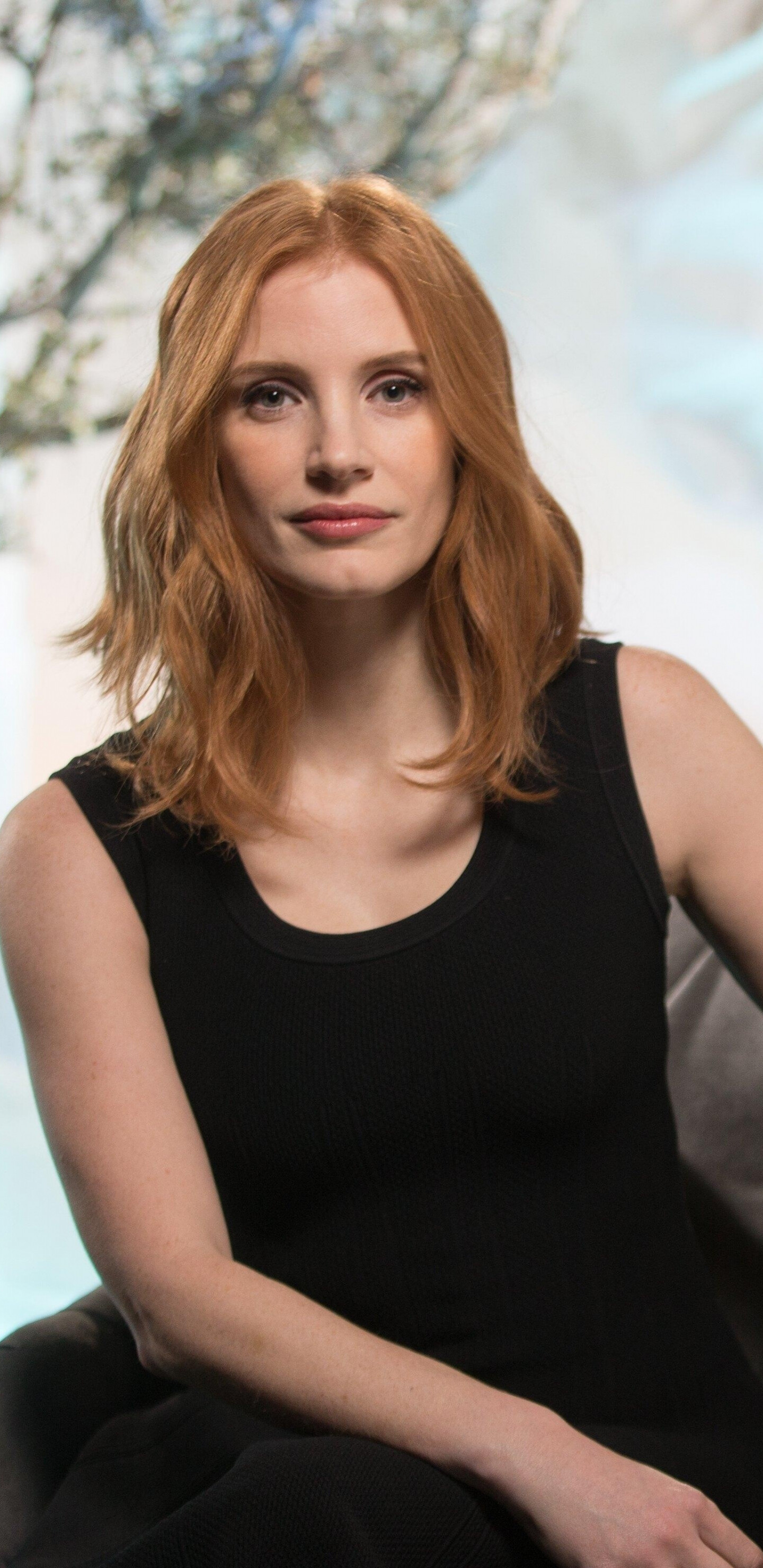 Jessica Chastain, Beautiful black dress, Samsung Galaxy S8 image, Stunning beauty, 1440x2960 HD Phone