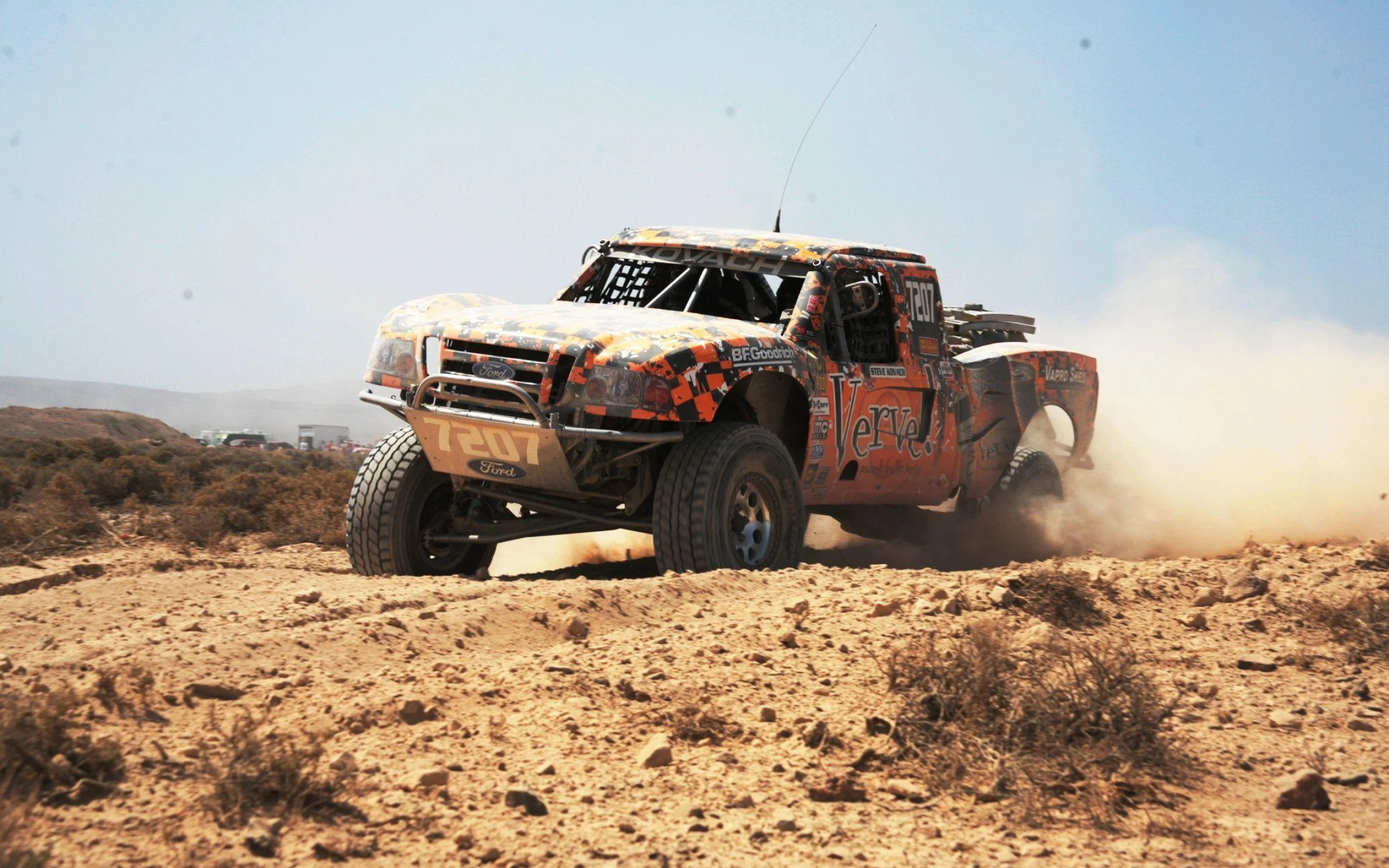 Dune bashing, Off-road Driving Wallpaper, 2560x1600 HD Desktop