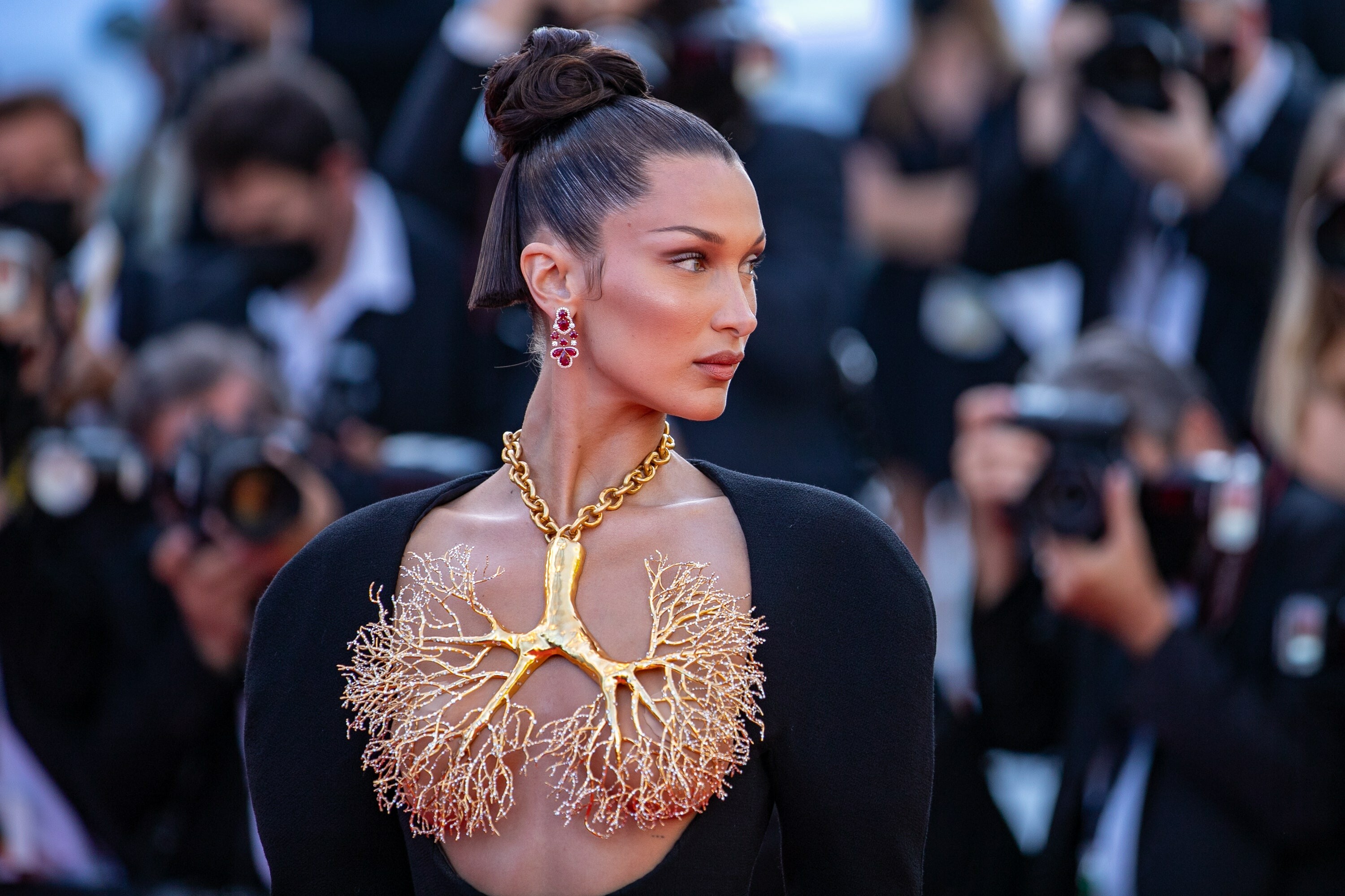 Cannes 2021, Bella Hadid Wallpaper, 3000x2000 HD Desktop