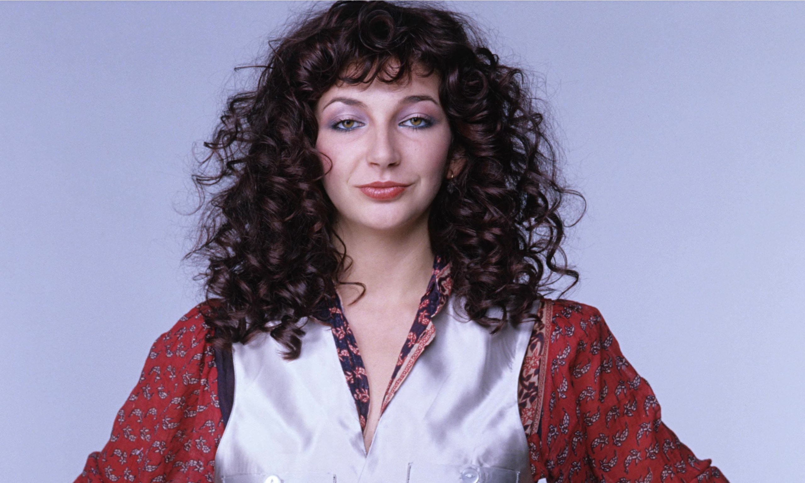 Kate Bush, Coachella rejection, Controversial decision, Music industry, 2560x1540 HD Desktop